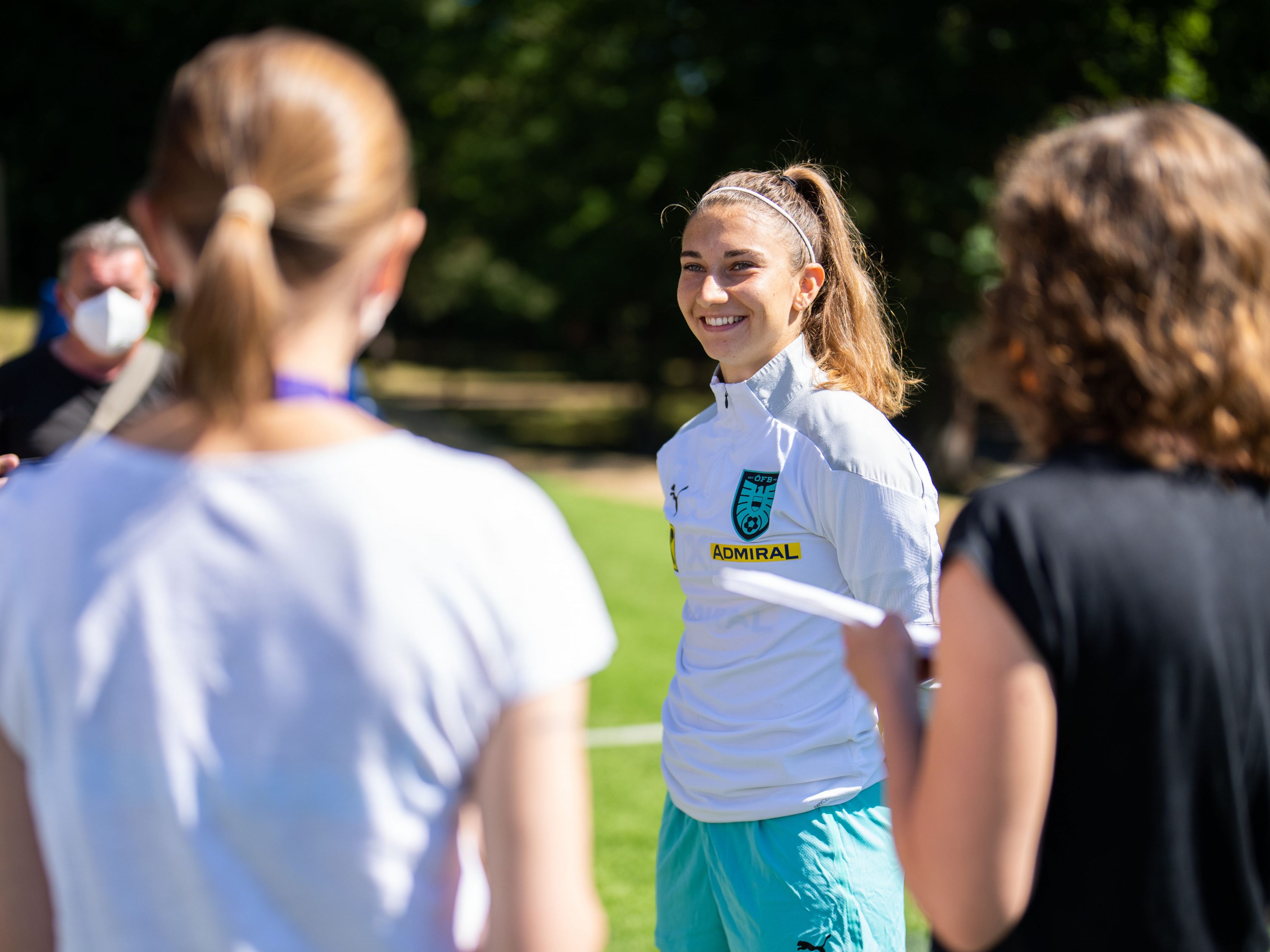 Katharina Naschenweng hat nach überstandener Coronainfektion am Dienstag wieder mit dem ÖFB-Team trainiert