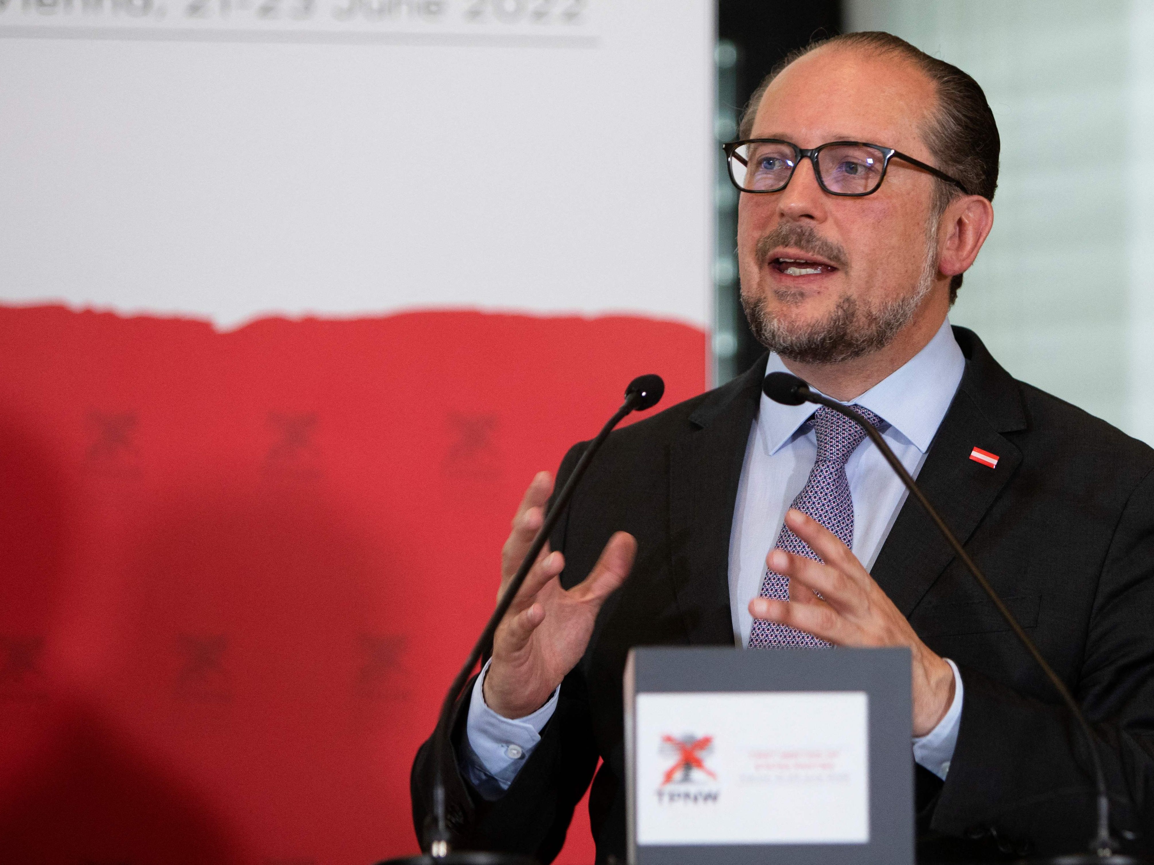 Außenminister Alexander Schallenberg spricht über Nachschärfungen bei den Russland-Sanktionen.