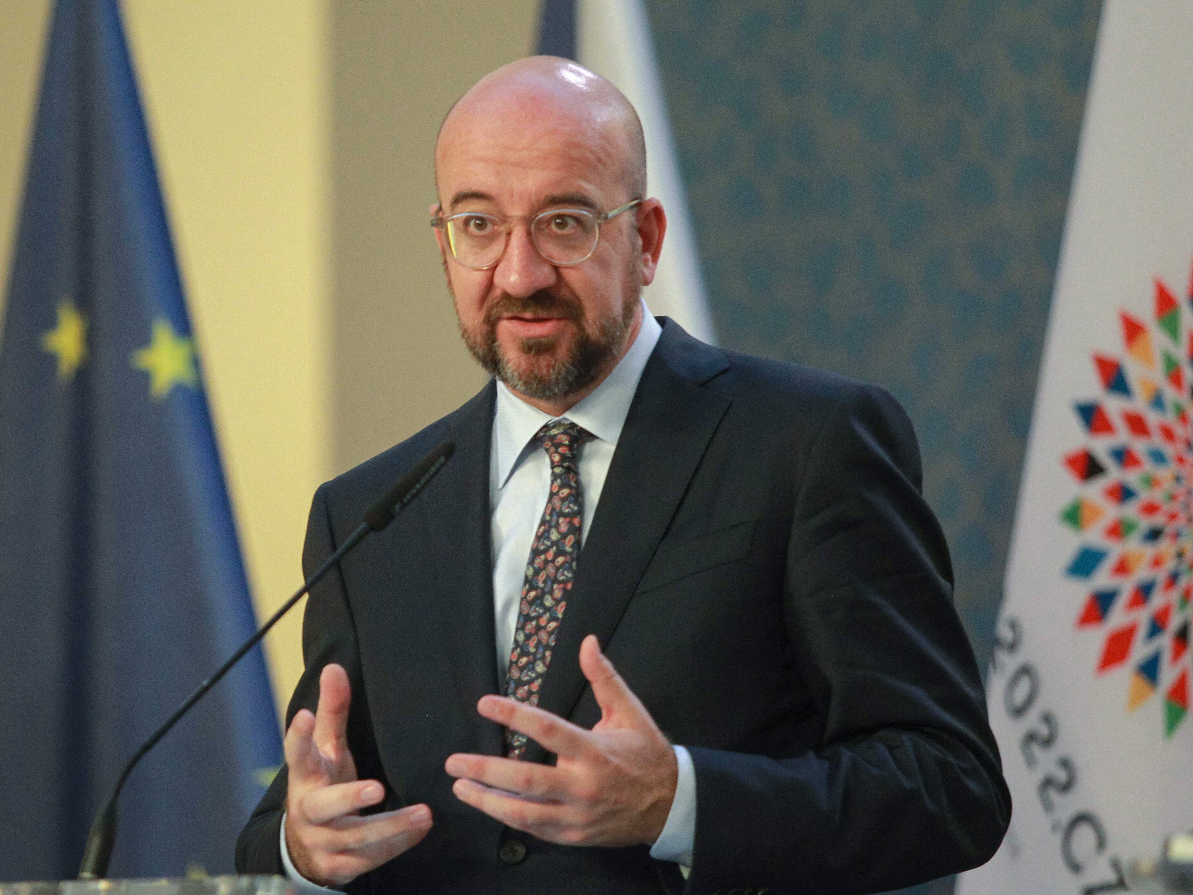 EU-Ratspräsident Charles Michel kündigte Gespräche der EU-Außenminister in Brüssel zum Thema Geld für Waffen und Ausrüstung für die Ukraine an.