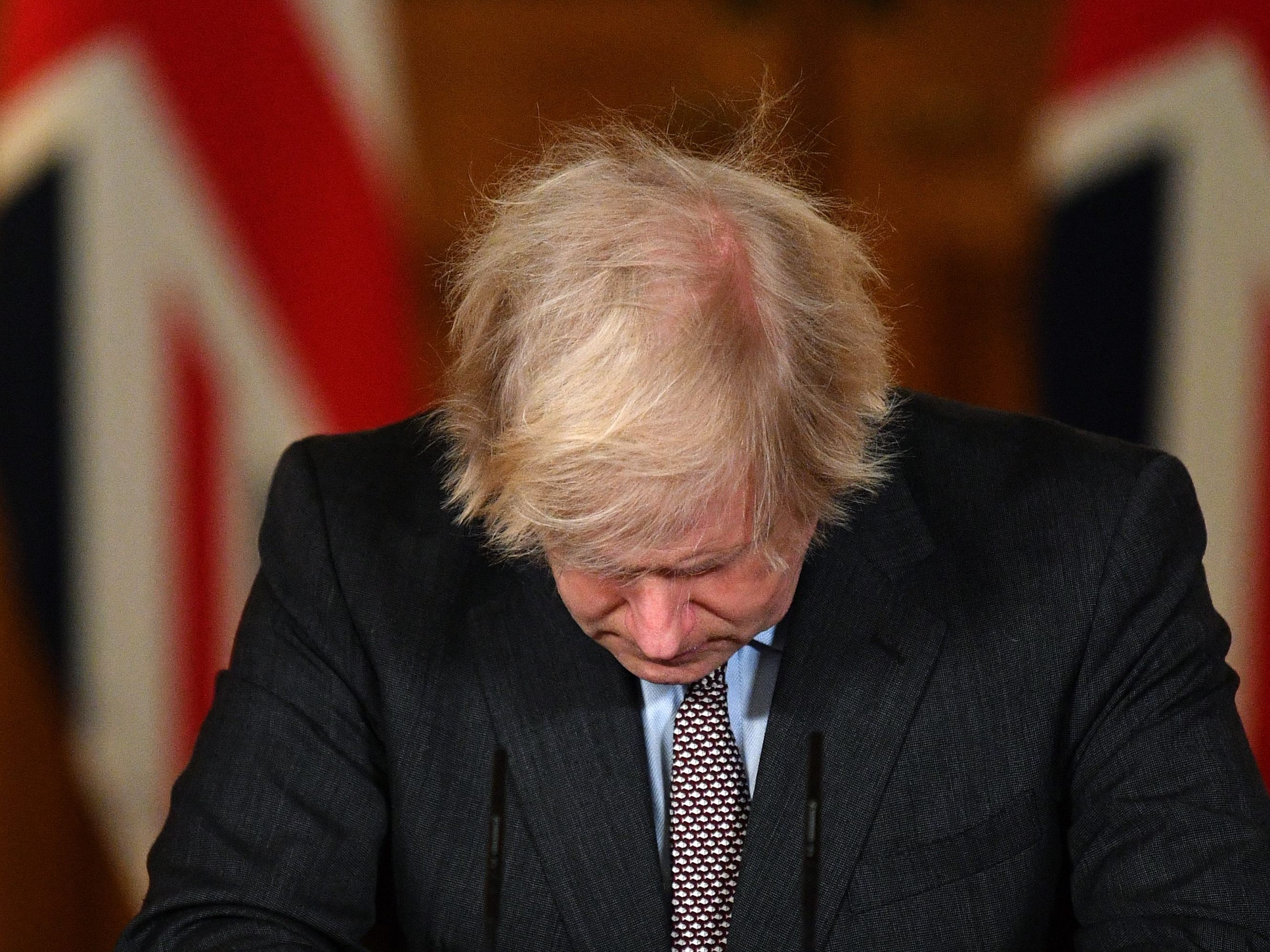 Boris Johnson tritt als Parteichef zurück.