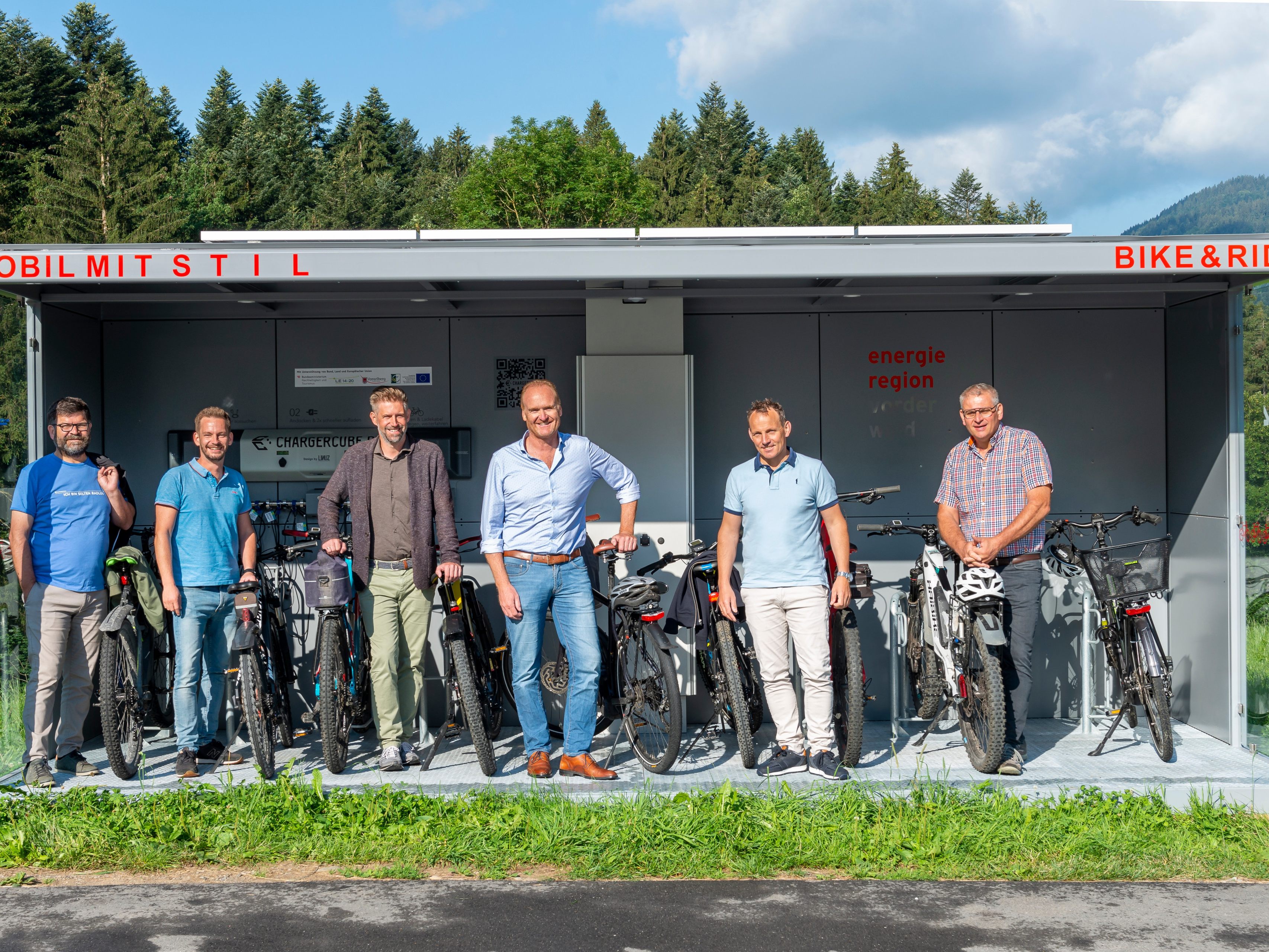 Die Bürgermeister Gerhard Beer, Philipp Fasser, Thomas Konrad, Guido Flatz, Lukas Schrattenthaler und Josef Kirchmann bei der Eröffnung. Die Bürgermeister Gerhard Beer, Philipp Fasser, Thomas Konrad, Guido Flatz, Lukas Schrattenthaler und Josef Kirchmann bei der Eröffnung.