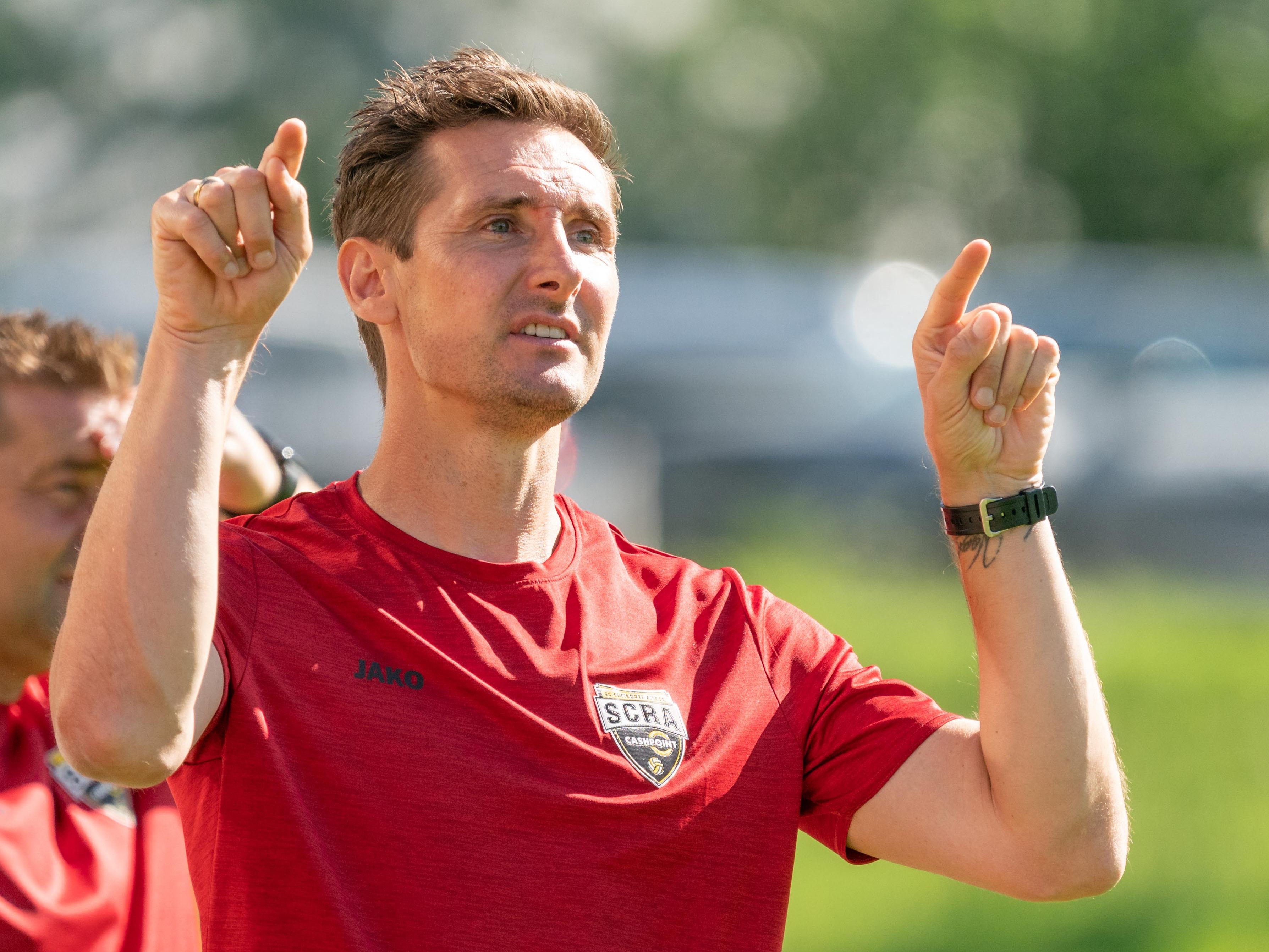 Altach-Trainer Miroslav Klose geht in sein erstes Bundesliga-Heimspiel in der Cashpoint-Arena. Altach-Trainer Miroslav Klose geht in sein erstes Bundesliga-Heimspiel in der Cashpoint-Arena.
