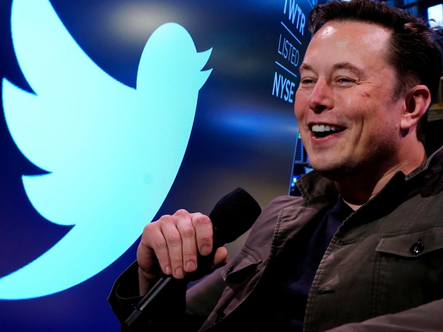 Twitter-Übernahme durch Musk mündet wie erwartet in einem Rechtsstreit. Twitter-Übernahme durch Musk mündet wie erwartet in einem Rechtsstreit.