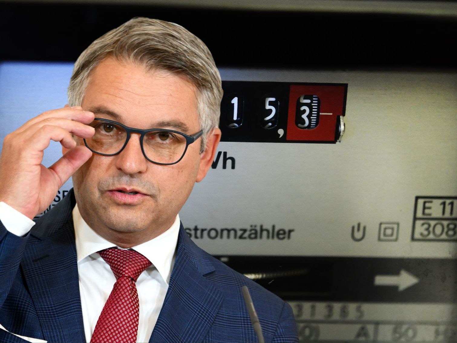 Strompreise: Finanzminister Brunner prüft Vorschlag von Wifo-Chef Felbermayr. Strompreise: Finanzminister Brunner prüft Vorschlag von Wifo-Chef Felbermayr.