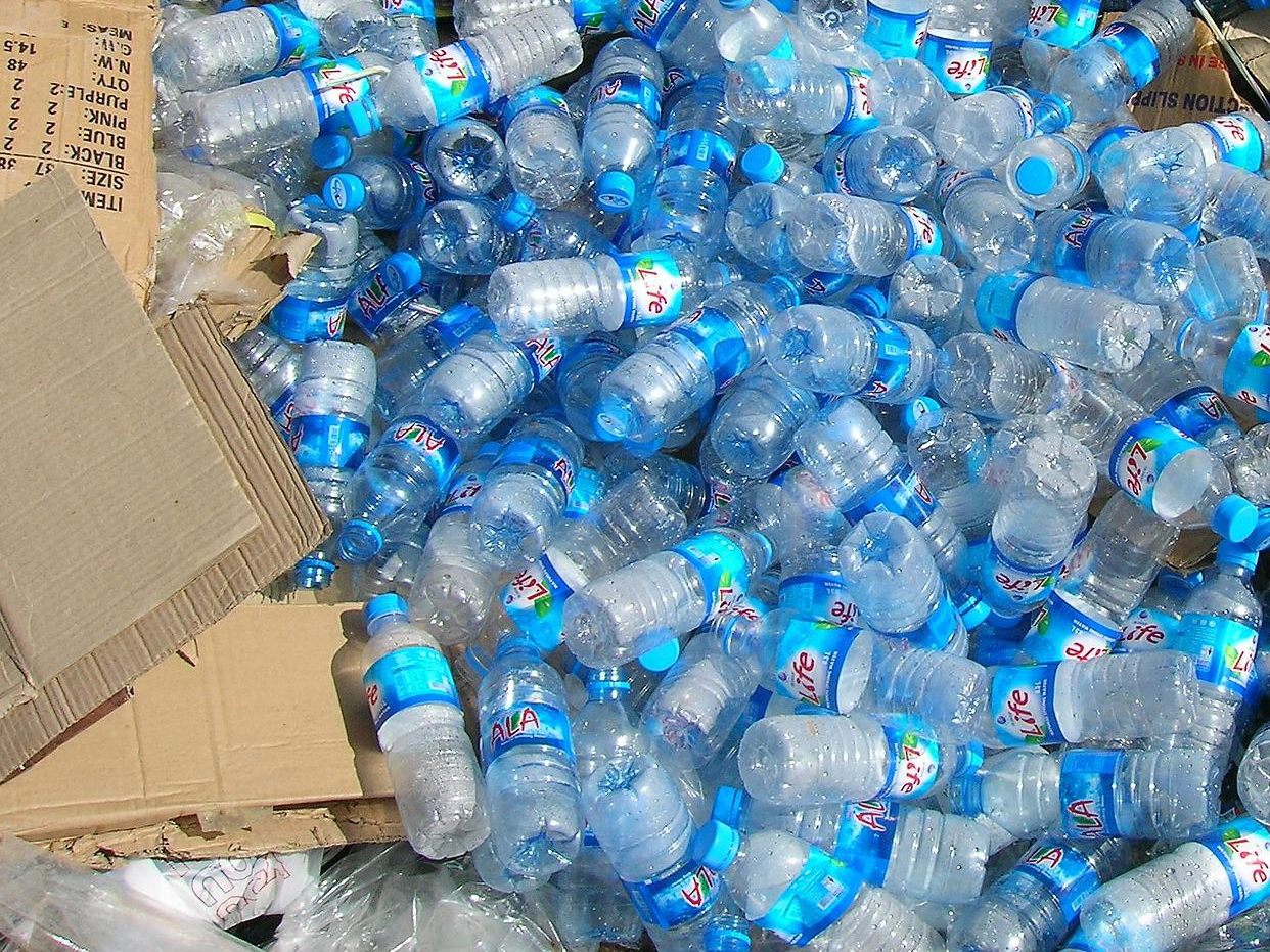 PET to PET im Burgenland recycelte in diesem Jahr bisher mehr als 15.000 Tonnen PET-Flaschen PET to PET im Burgenland recycelte in diesem Jahr bisher mehr als 15.000 Tonnen PET-Flaschen