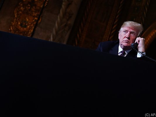 Der Ex-US-Präsident soll vertrauliche Papiere zu Haus gelagert haben Der Ex-US-Präsident soll vertrauliche Papiere zu Haus gelagert haben