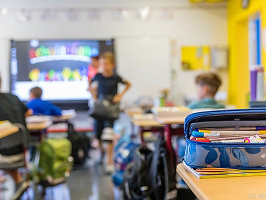 Situation zum Schulstart für viele Familien verschärft Situation zum Schulstart für viele Familien verschärft
