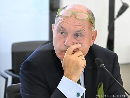 Nationalratspräsident kritisiert Öffentlichkeitsarbeit der Regierung Nationalratspräsident kritisiert Öffentlichkeitsarbeit der Regierung