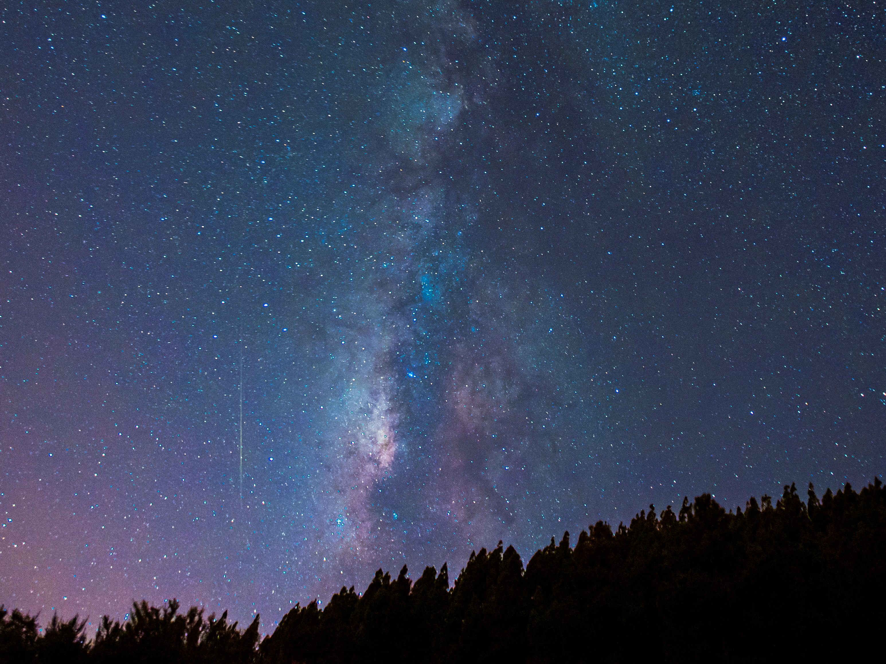 Jährliches Astro-Highlight: Die Perseiden. Jährliches Astro-Highlight: Die Perseiden.