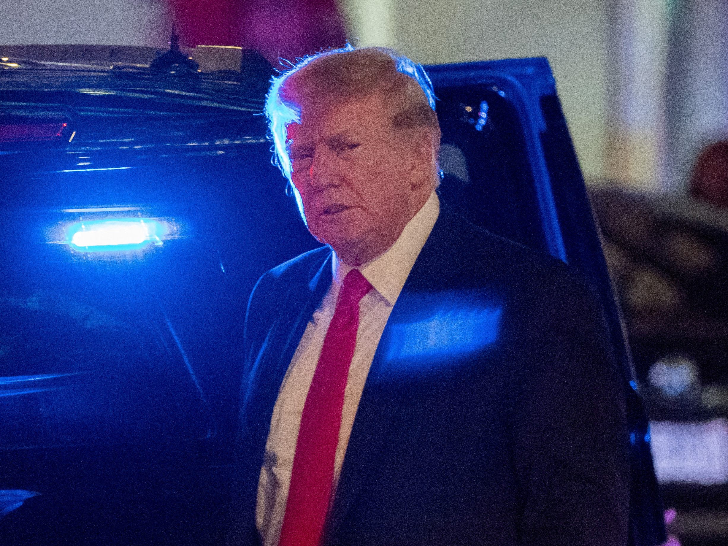 Die Republikaner stellen sich nach der Durchsuchung hinter Ex-US-Präsident Donald Trump Die Republikaner stellen sich nach der Durchsuchung hinter Ex-US-Präsident Donald Trump