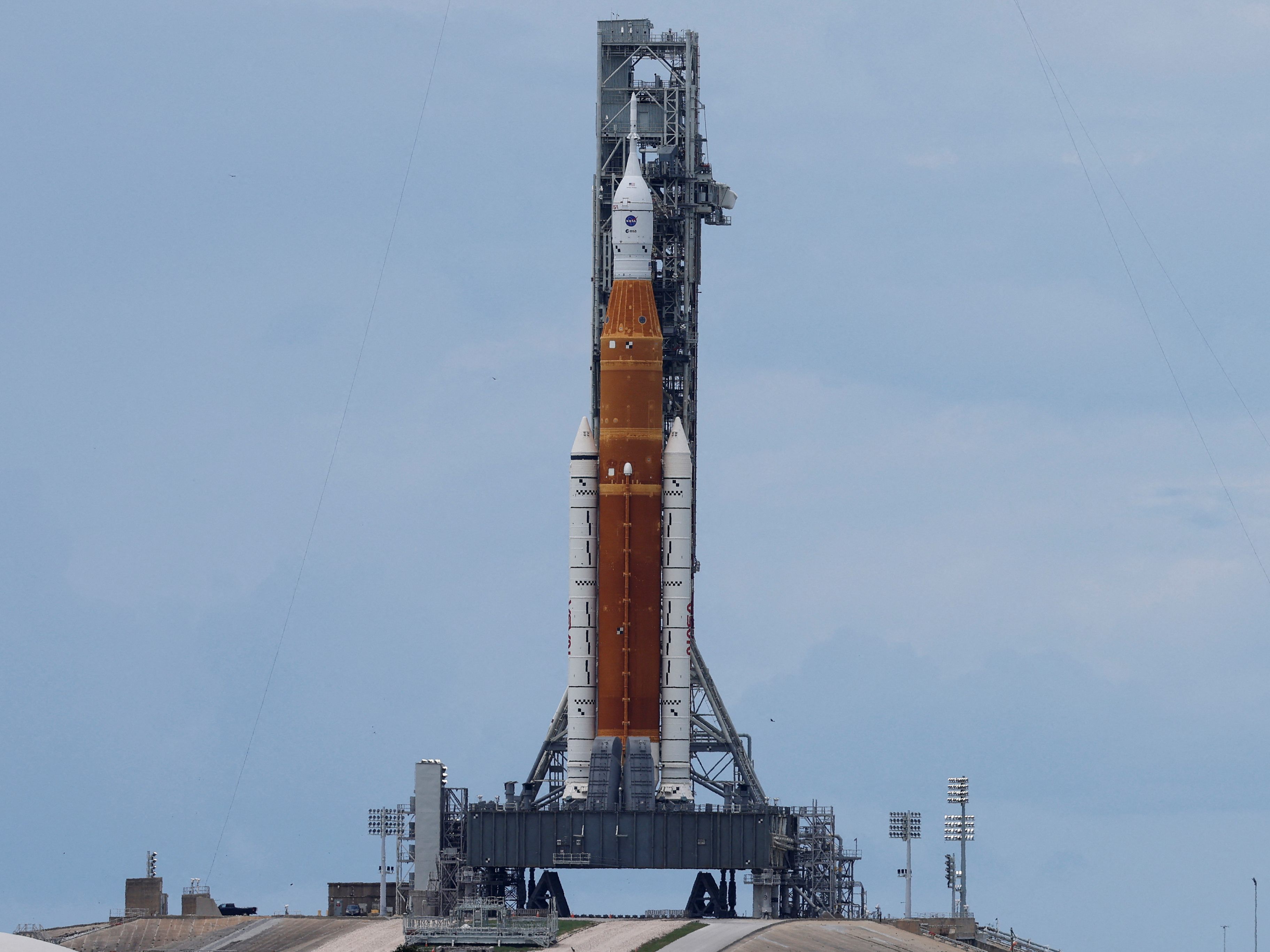 Die NASA startet mit der Mission "Artemis I" zum Mond. Die NASA startet mit der Mission "Artemis I" zum Mond.