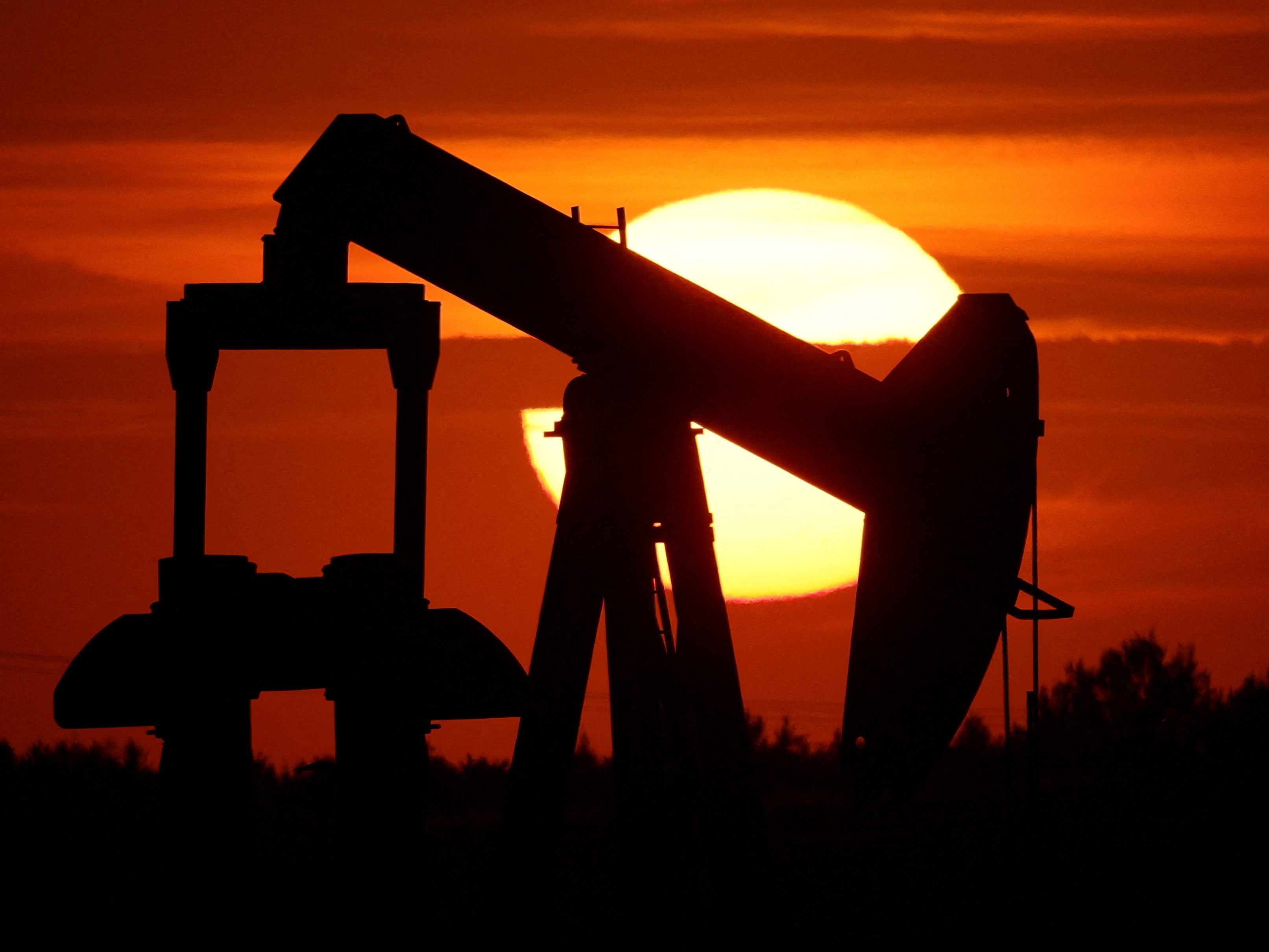 Laut Studie haben sich die Subventionen für fossile Energieträger 2021 fast verdoppelt. Laut Studie haben sich die Subventionen für fossile Energieträger 2021 fast verdoppelt.
