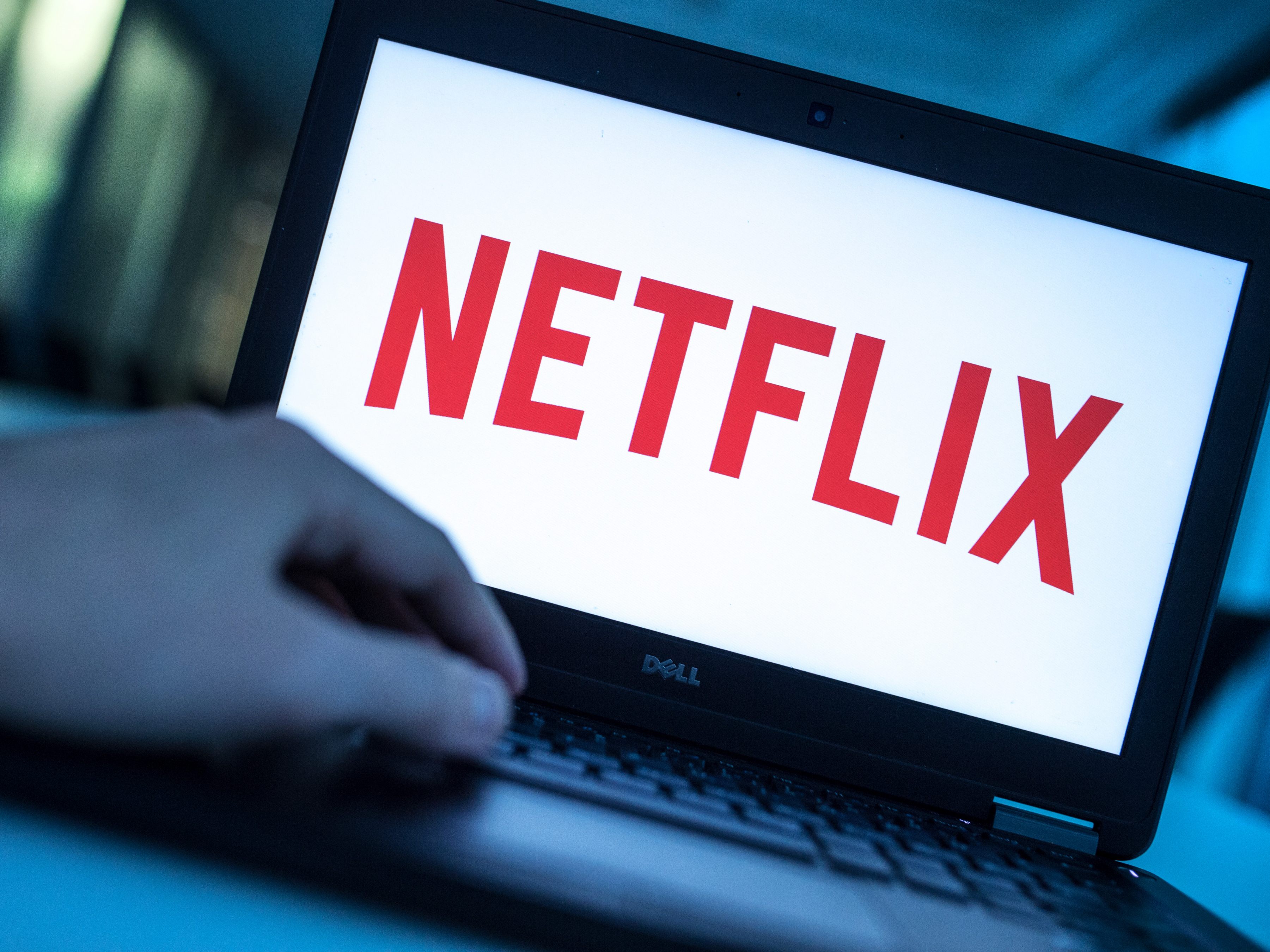 Wer hoch fliegt, kann tief fallen. 25 Jahre bewegte Geschichte des Streaming-Giganten. Wer hoch fliegt, kann tief fallen. 25 Jahre bewegte Geschichte des Streaming-Giganten.