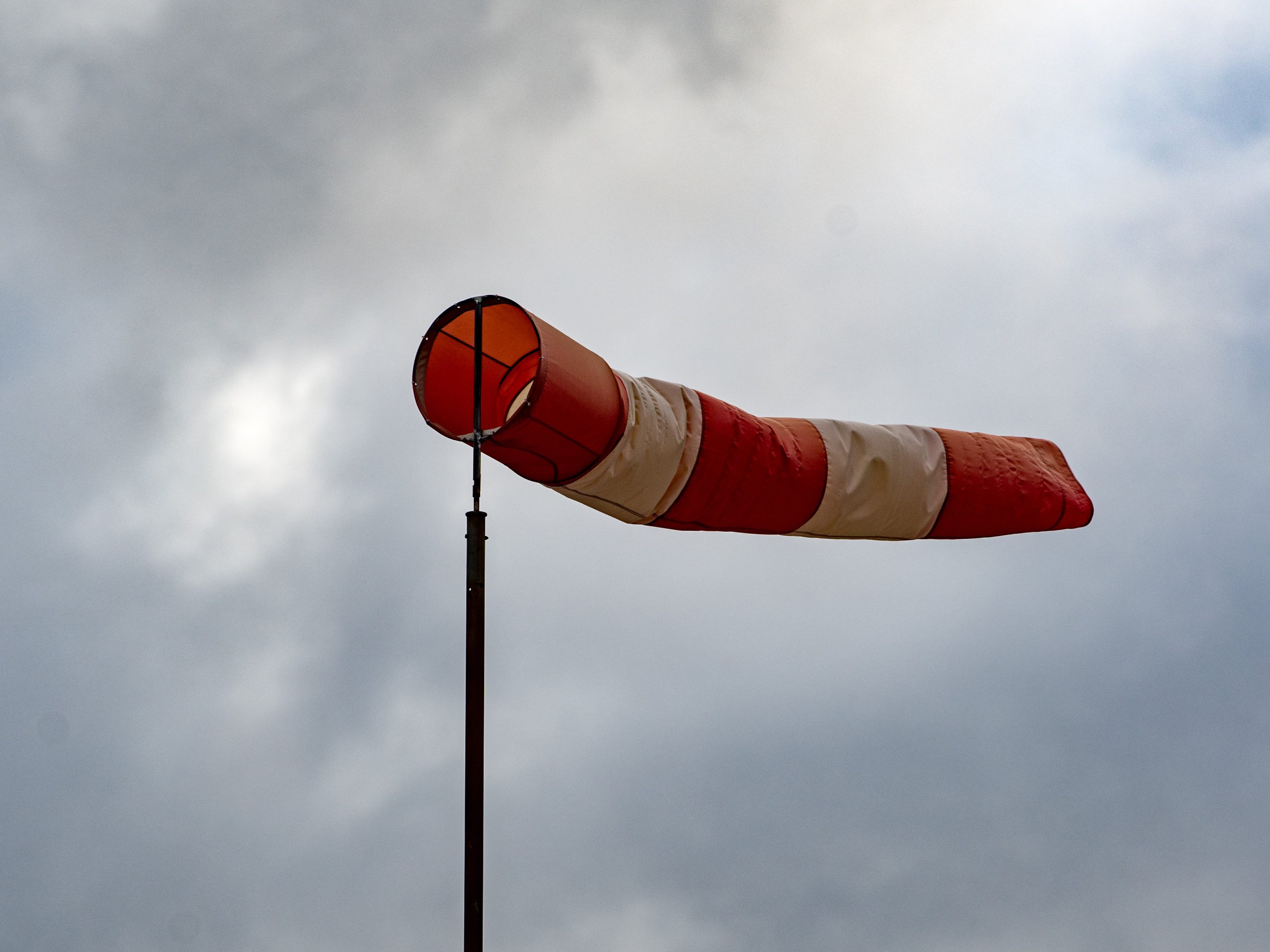 Das Unwetter zog mit enormen Sturmböen über Österreich.