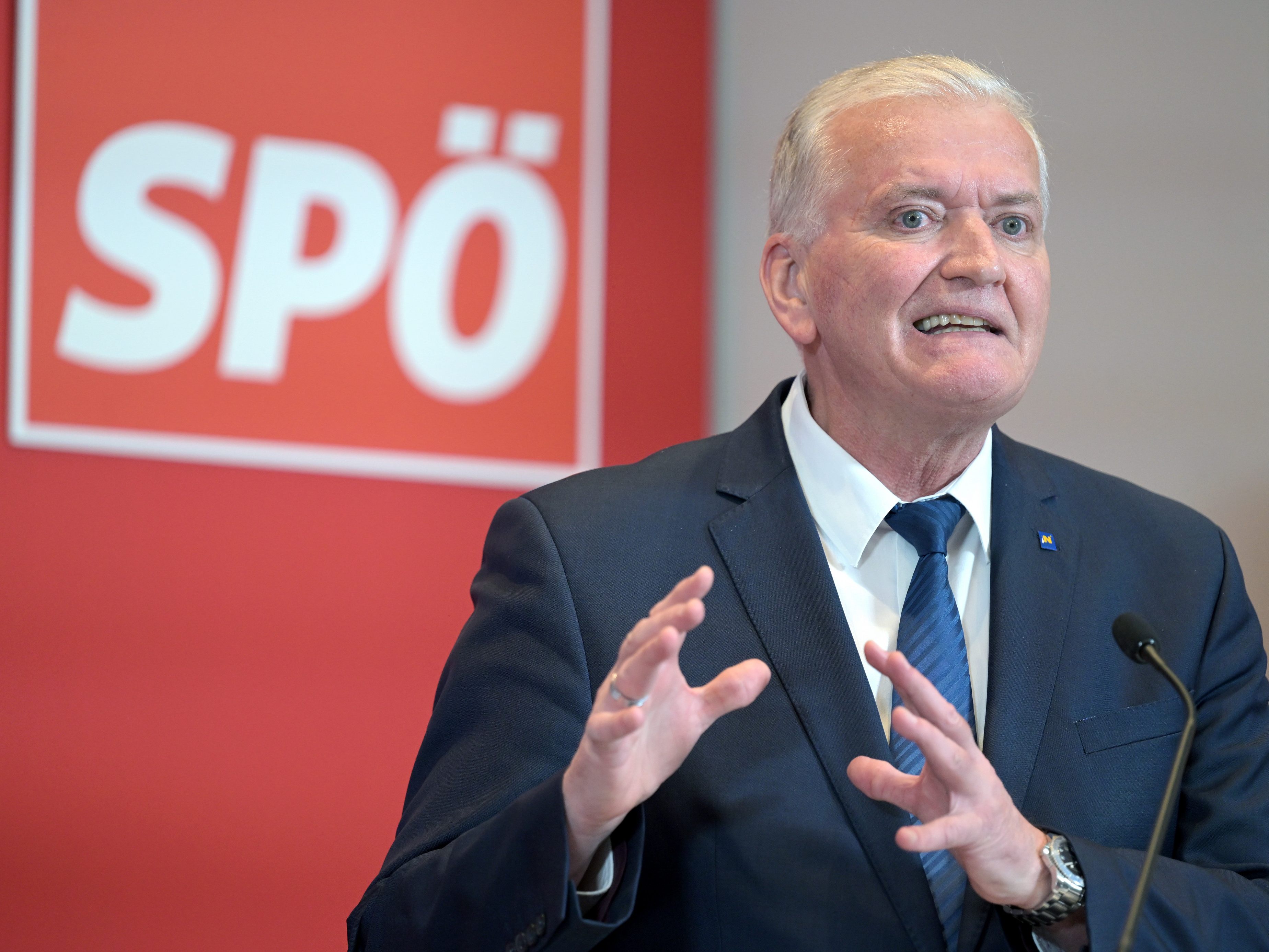 Franz Schnabl kritisiert Wiens Gebührenerhöhung. Franz Schnabl kritisiert Wiens Gebührenerhöhung.
