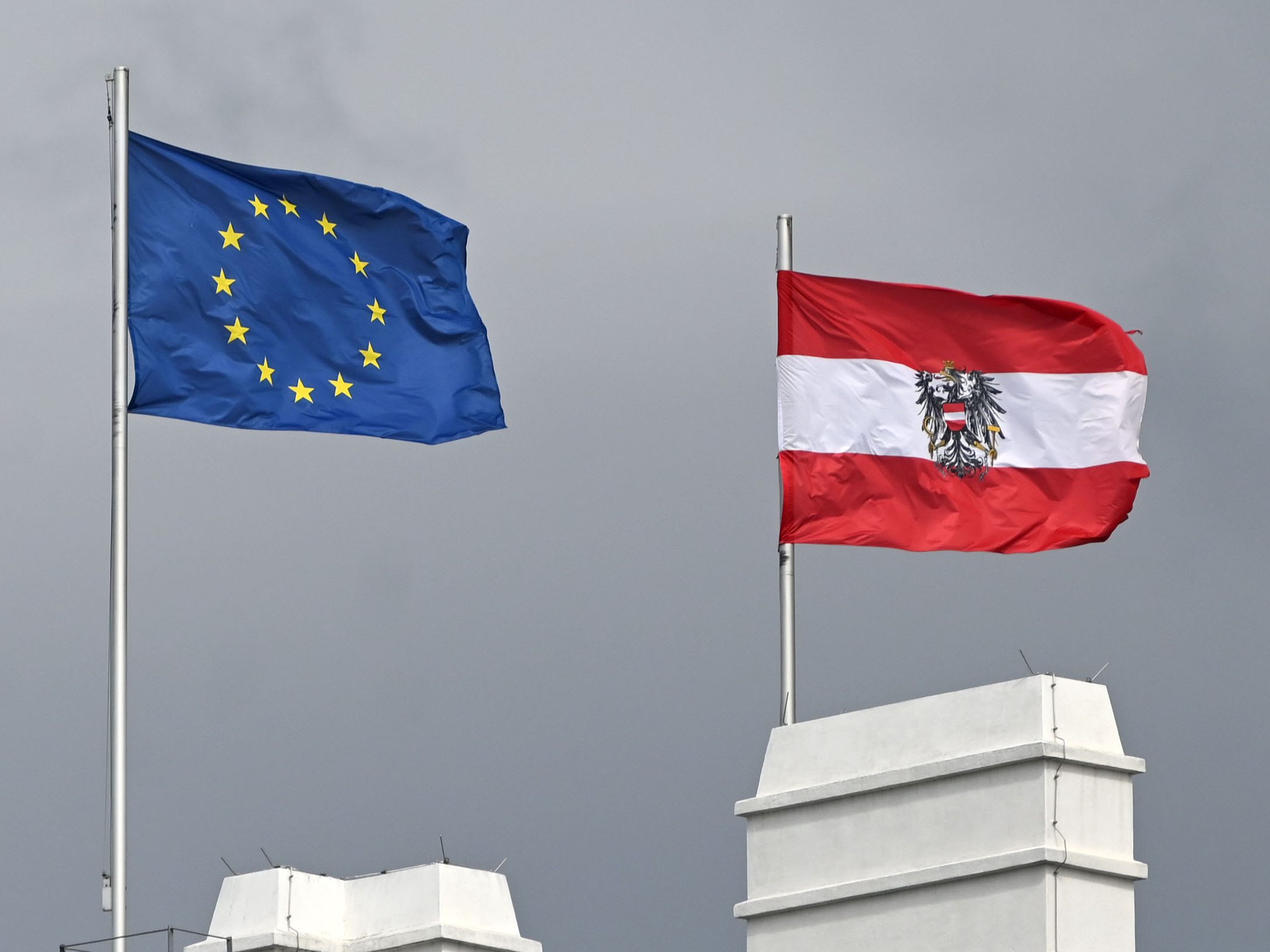 Die EU-Regionalhilfen für Österreich sind bis 2027 genehmigt worden. Die EU-Regionalhilfen für Österreich sind bis 2027 genehmigt worden.