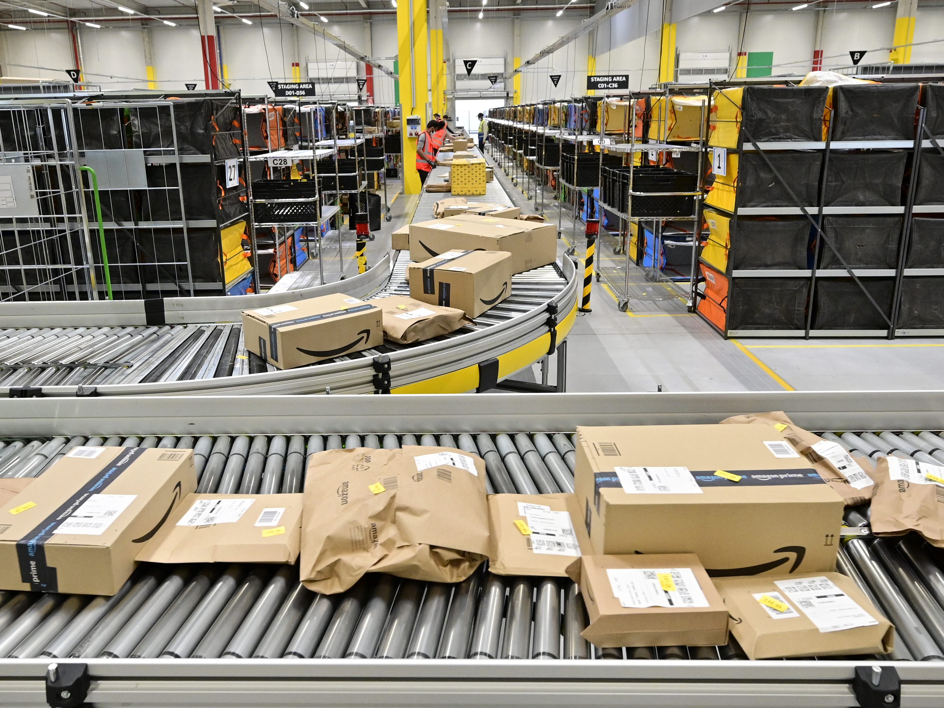 Paketflut im ersten Quartal 2022 leicht abgeebbt. Paketflut im ersten Quartal 2022 leicht abgeebbt.