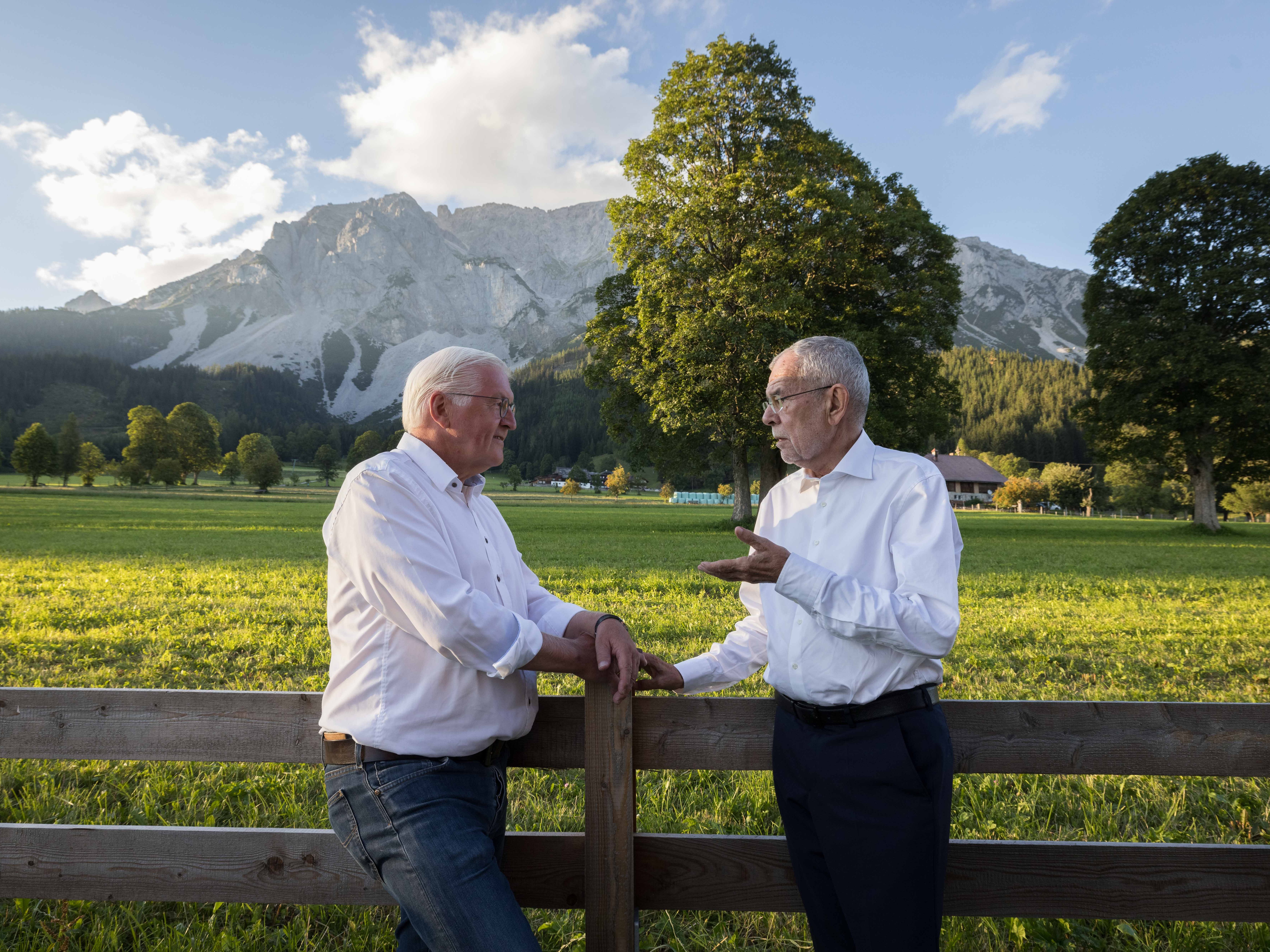 In der Steiermark kam es zu einem Treffen von Van der Bellen und Steinmeier.. In der Steiermark kam es zu einem Treffen von Van der Bellen und Steinmeier..