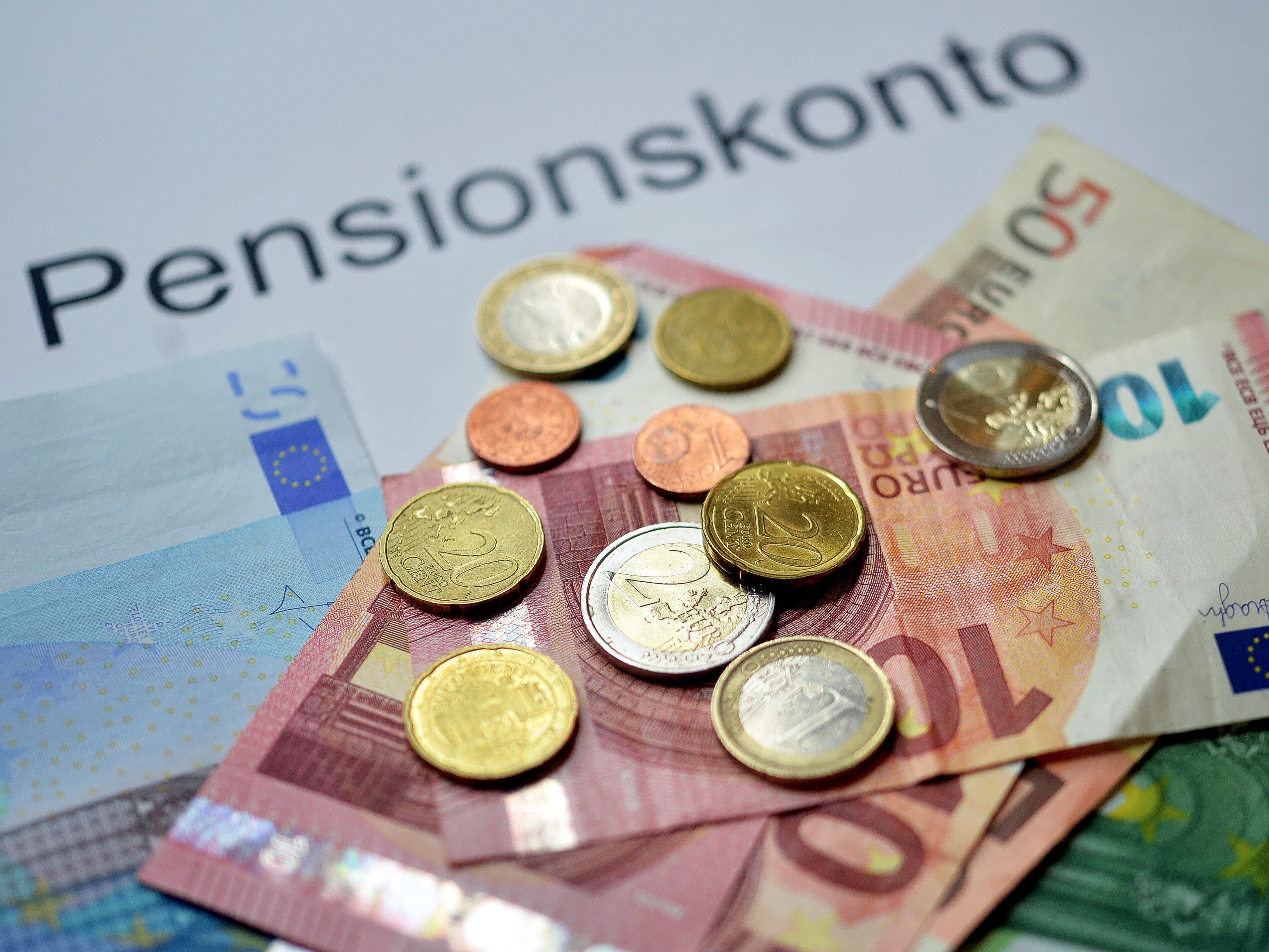 Die Pensionskassen hoffen wegen des Fachkräftemangels auf mehr Abschlüsse. Die Pensionskassen hoffen wegen des Fachkräftemangels auf mehr Abschlüsse.