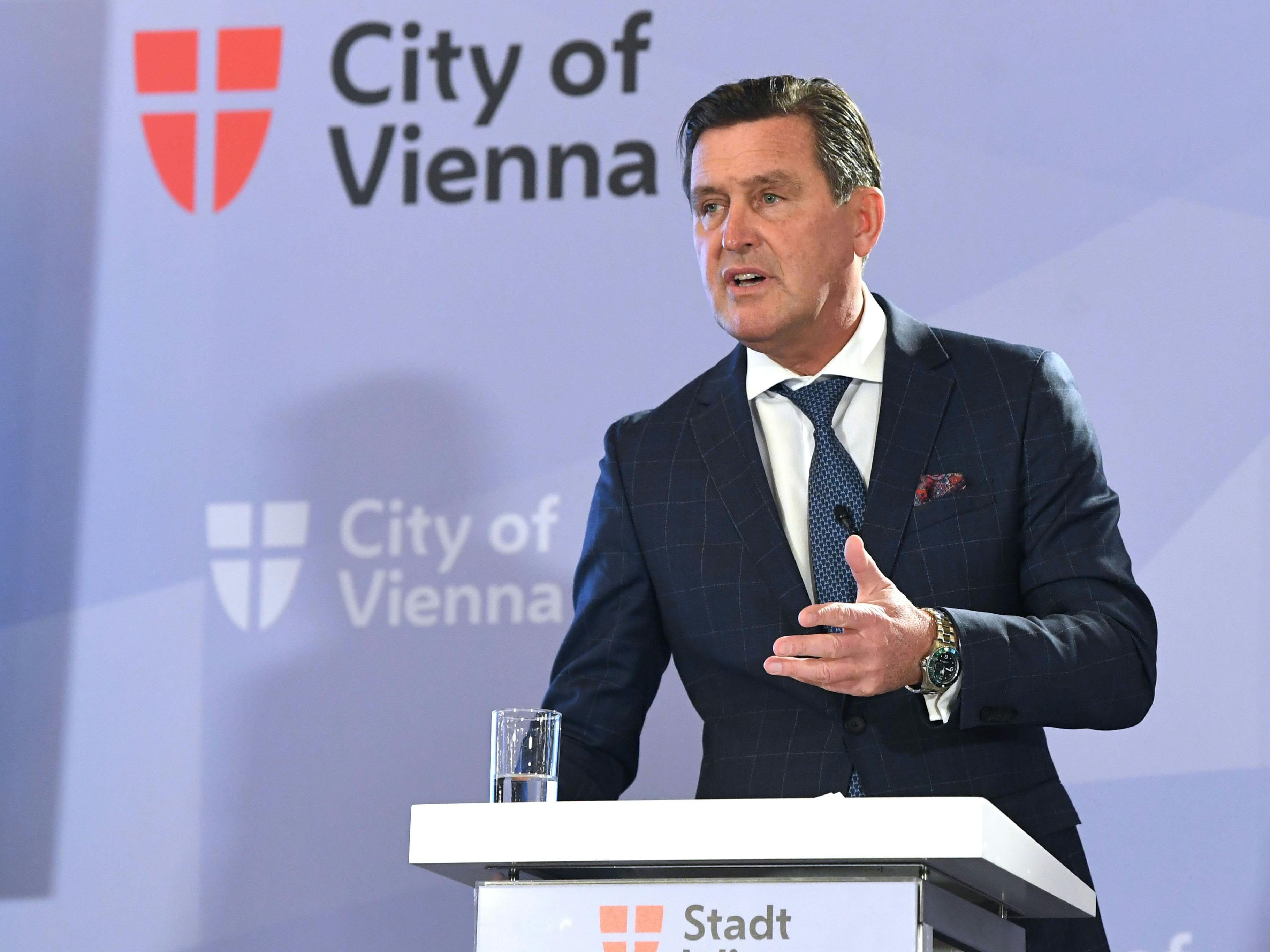 Laut Wirtschaftsstadtrat Peter Hanke (SPÖ) ist die Erhöhung der Wiener Gebühren noch nicht fix. Laut Wirtschaftsstadtrat Peter Hanke (SPÖ) ist die Erhöhung der Wiener Gebühren noch nicht fix.