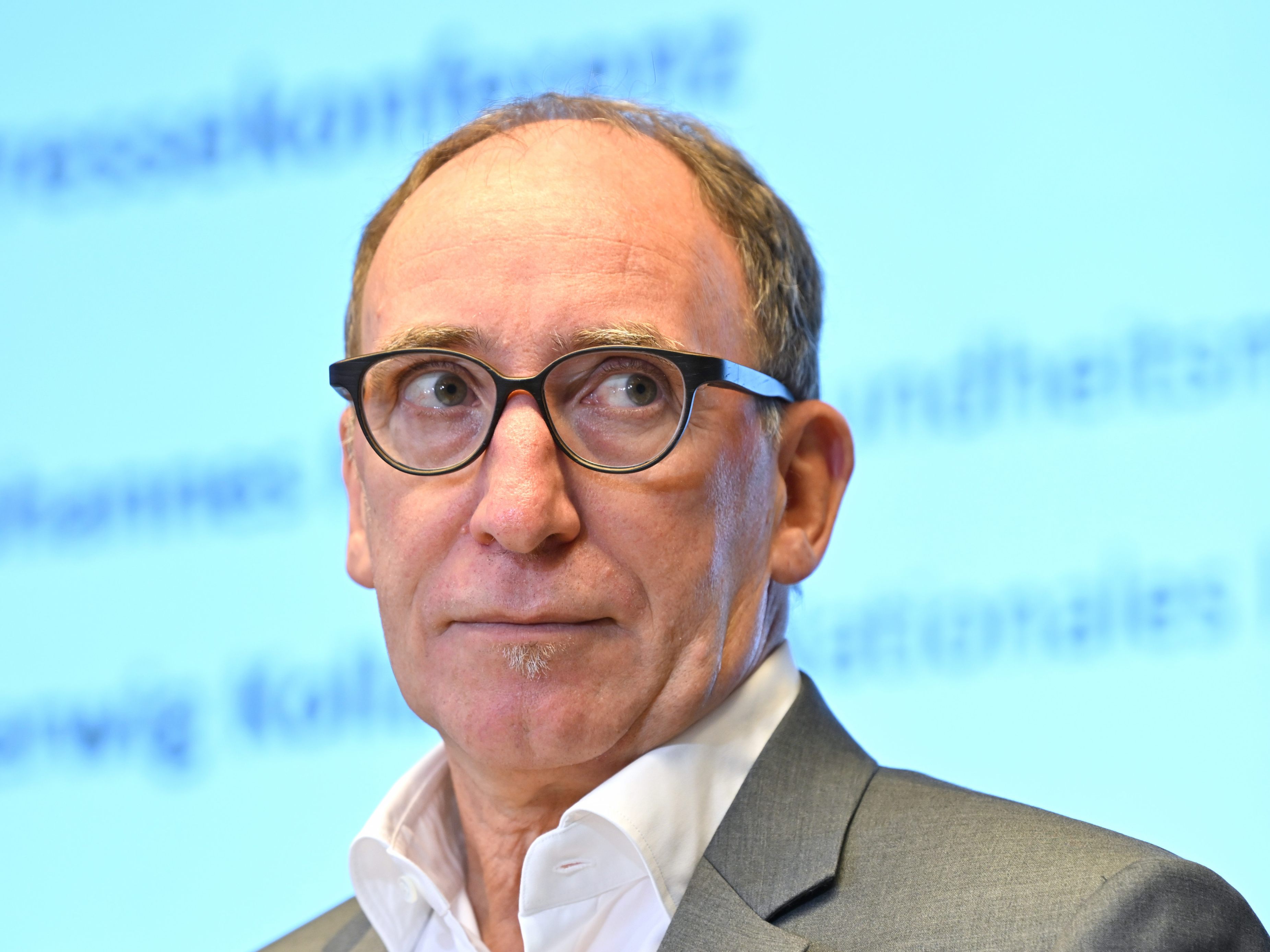 Laut Gesundheitsminister Johannes Rauch soll der Internationale Pandemievertrag dabei helfen, schneller auf Gesundheitskrisen zu reagieren.