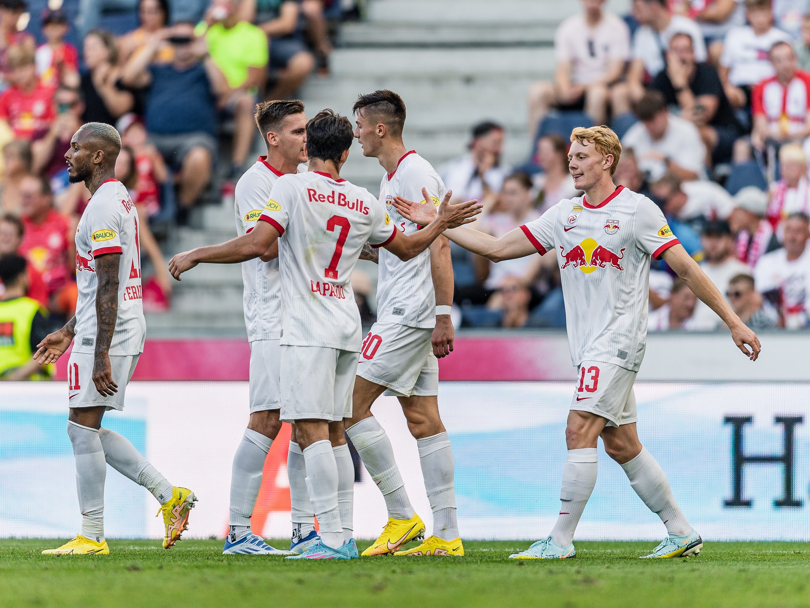 Großkaliber warten in ersten beiden Töpfen - Fünf deutsche Teams in der Verlosung