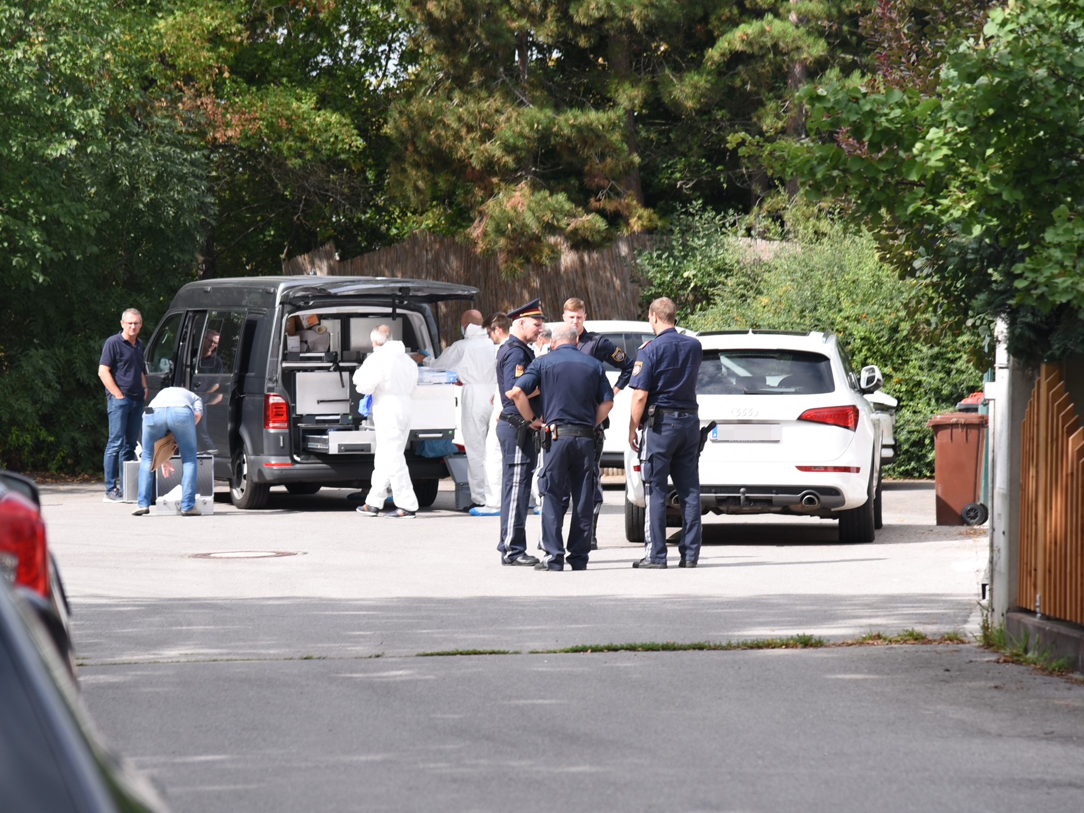 Die Ermittlungen nach dem Tod der Frau in Oberwaltersdorf dauern an. Die Ermittlungen nach dem Tod der Frau in Oberwaltersdorf dauern an.