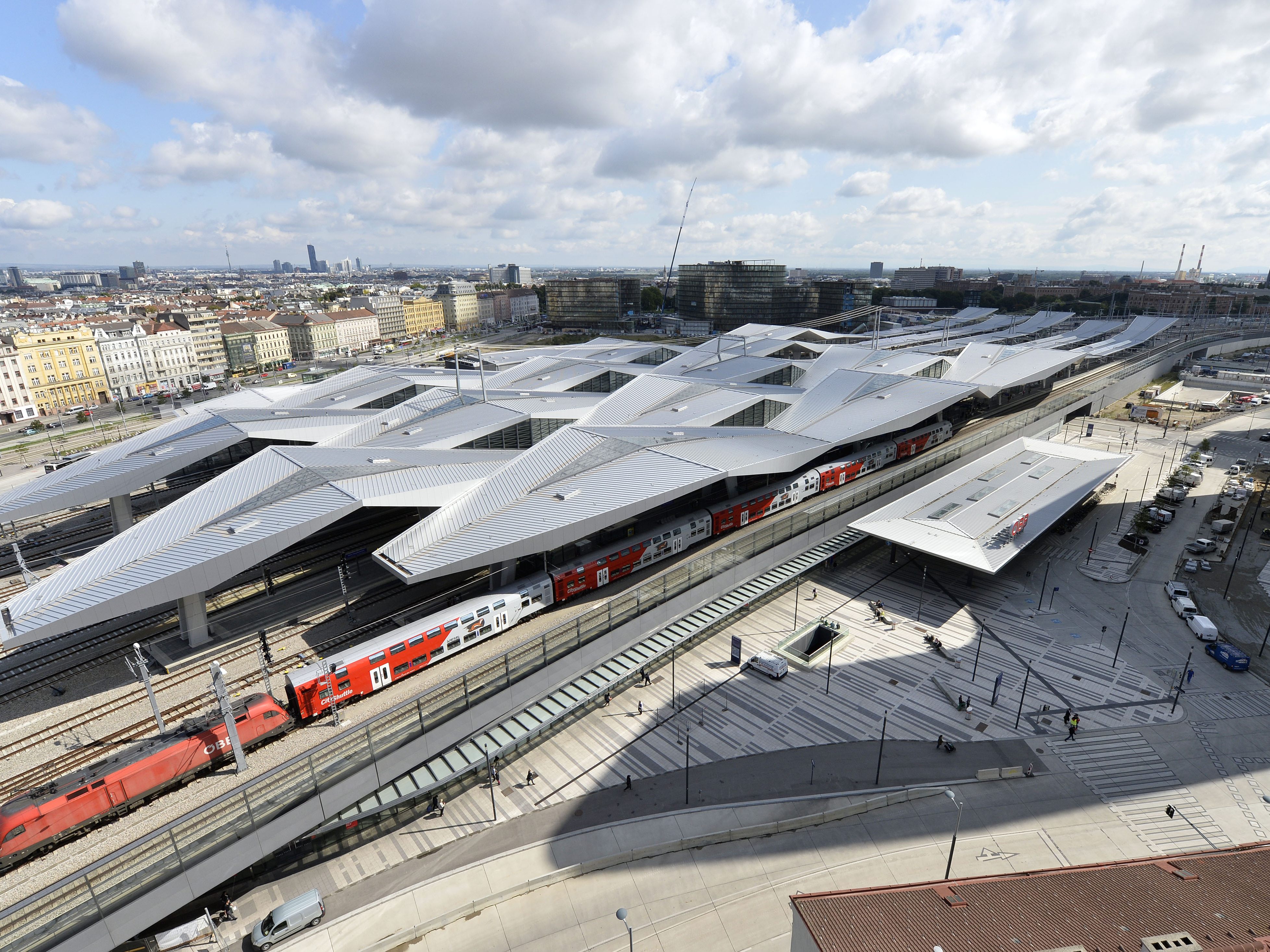Einen Spitzenplatz gab es beim VCÖ-Bahnhoftest für den Wiener Hauptbahnhof. Einen Spitzenplatz gab es beim VCÖ-Bahnhoftest für den Wiener Hauptbahnhof.
