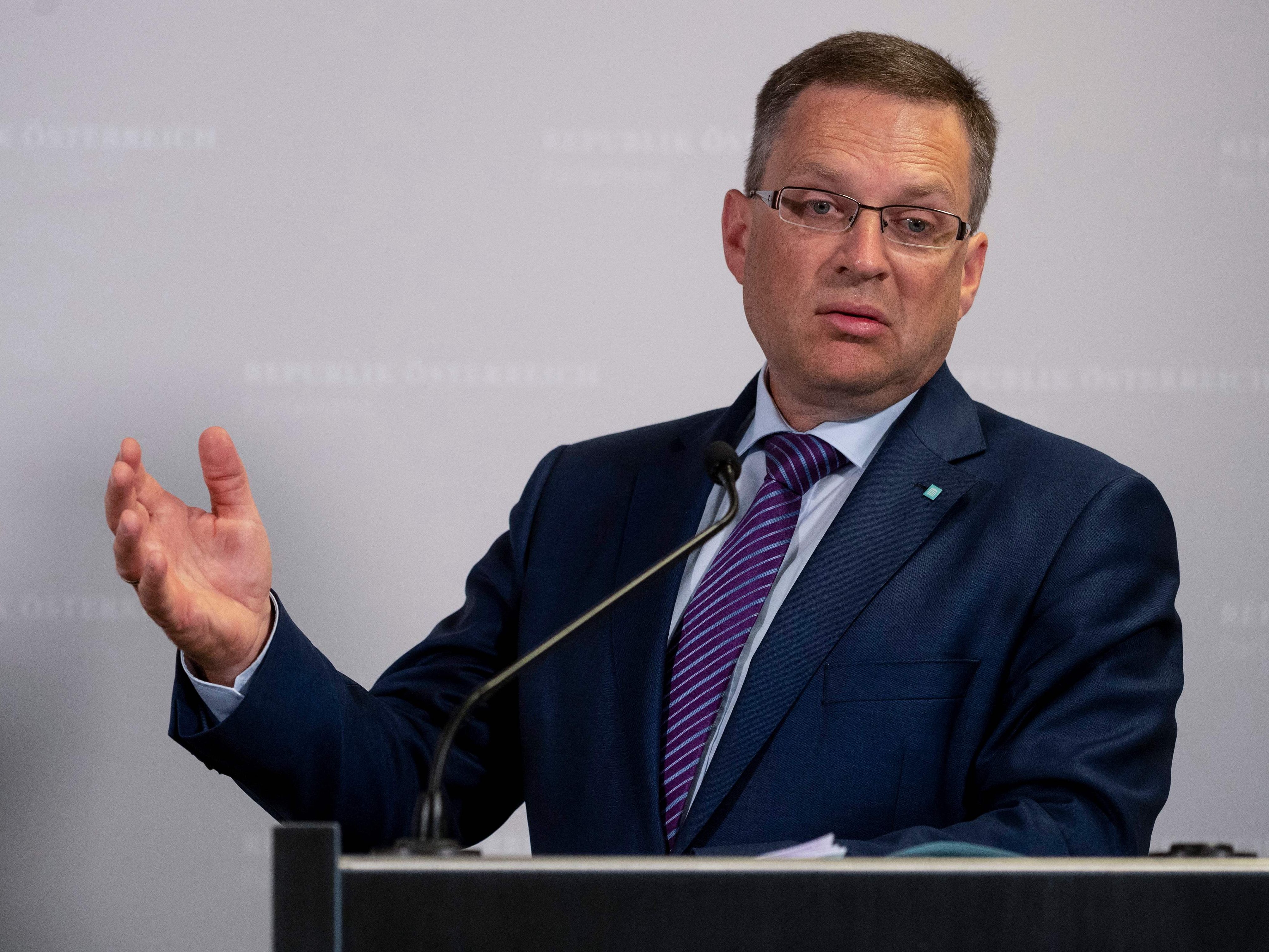 ÖVP-Klubobmann August Wöginger drängt auf eine Ausweitung der Steuerbefreiung von Überstunden. ÖVP-Klubobmann August Wöginger drängt auf eine Ausweitung der Steuerbefreiung von Überstunden.