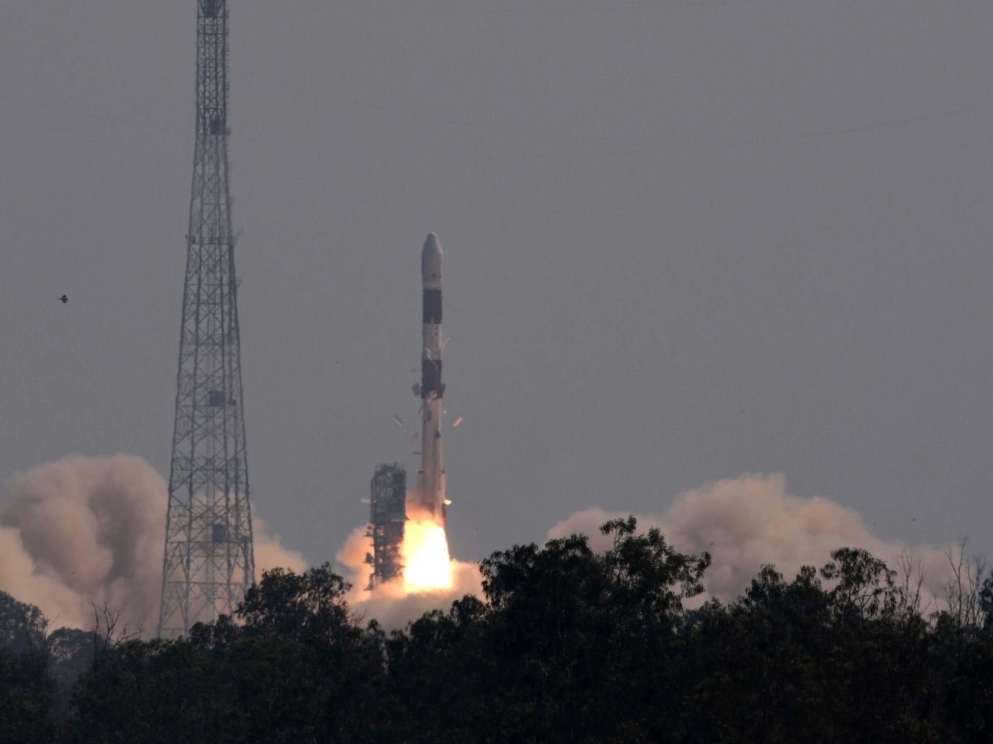 Peinliche Panne: Indien schießt Satelliten in falschen Orbit. Peinliche Panne: Indien schießt Satelliten in falschen Orbit.