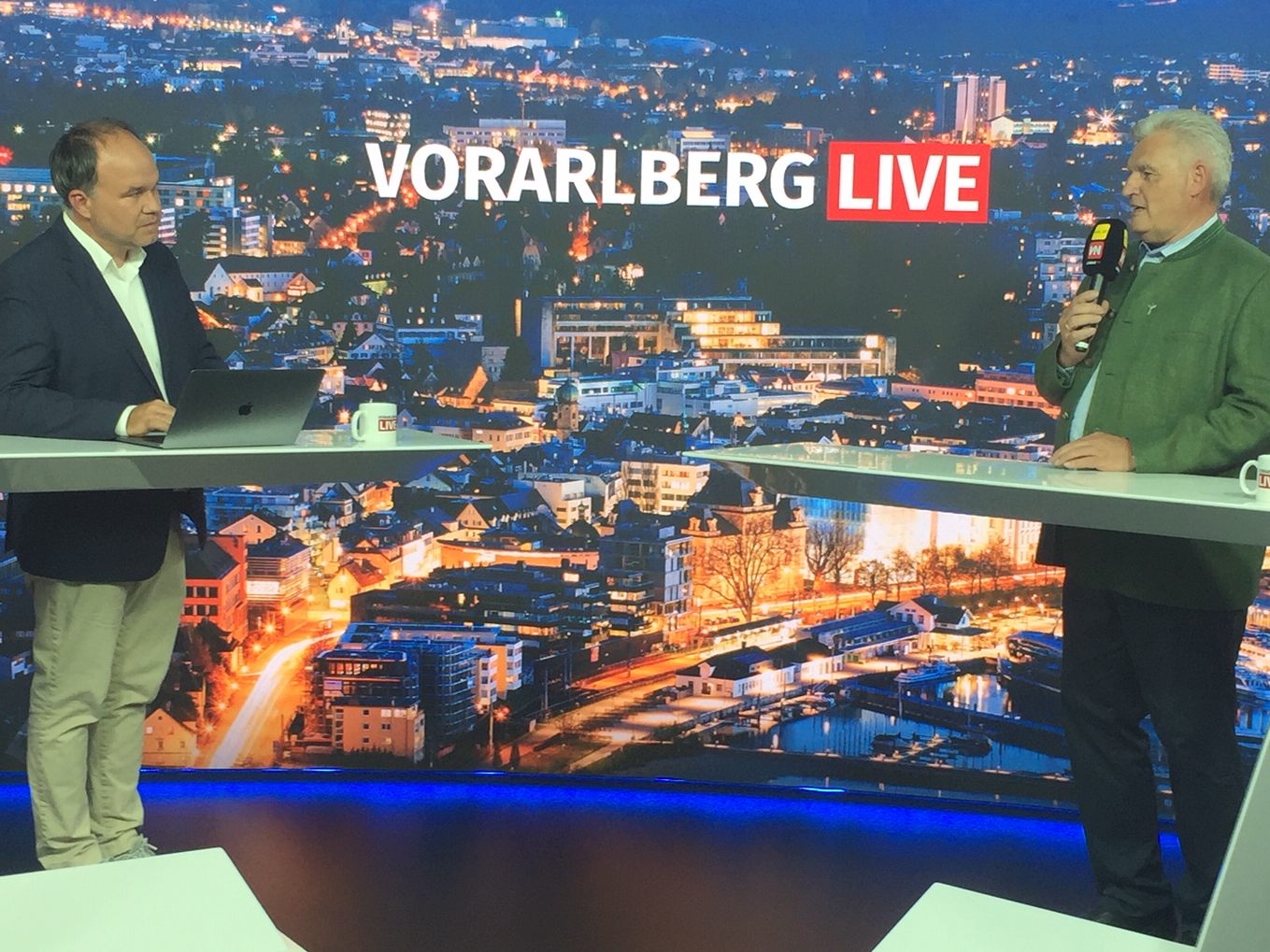 Gerold Riedmann und Hans Metzler im Gespräch. Gerold Riedmann und Hans Metzler im Gespräch.