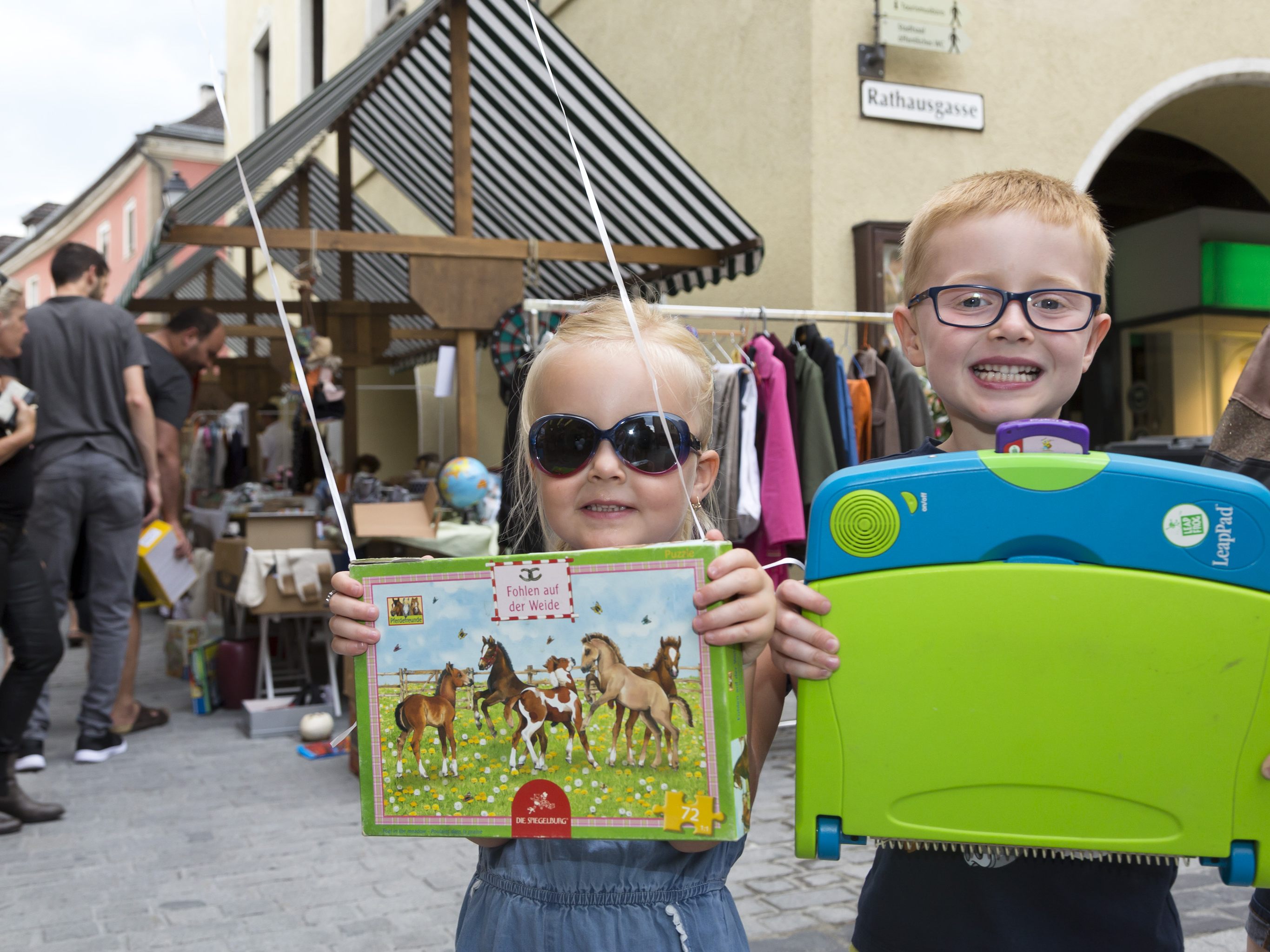 Spielzeugflohmarkt in Bludenz am 28. August 2022. Spielzeugflohmarkt in Bludenz am 28. August 2022.