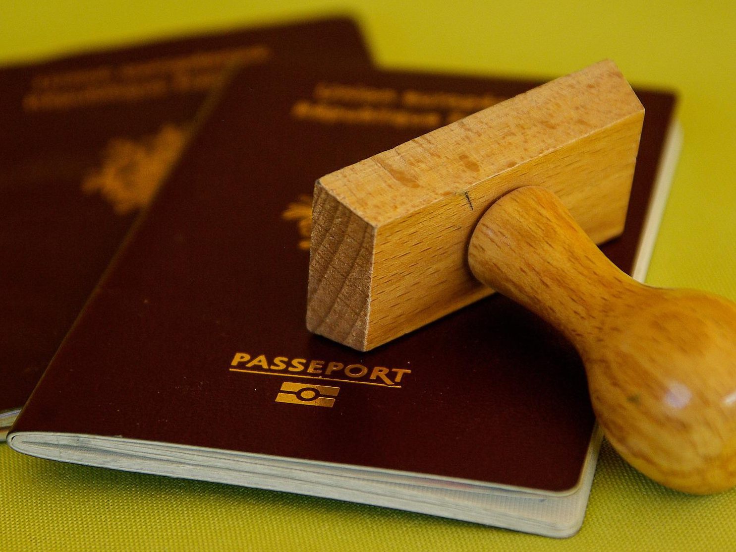 Österreich ist gegen eine allegemeinen Visa-Stopp von Russen. Österreich ist gegen eine allegemeinen Visa-Stopp von Russen.