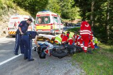 Lenker schwer verletzt