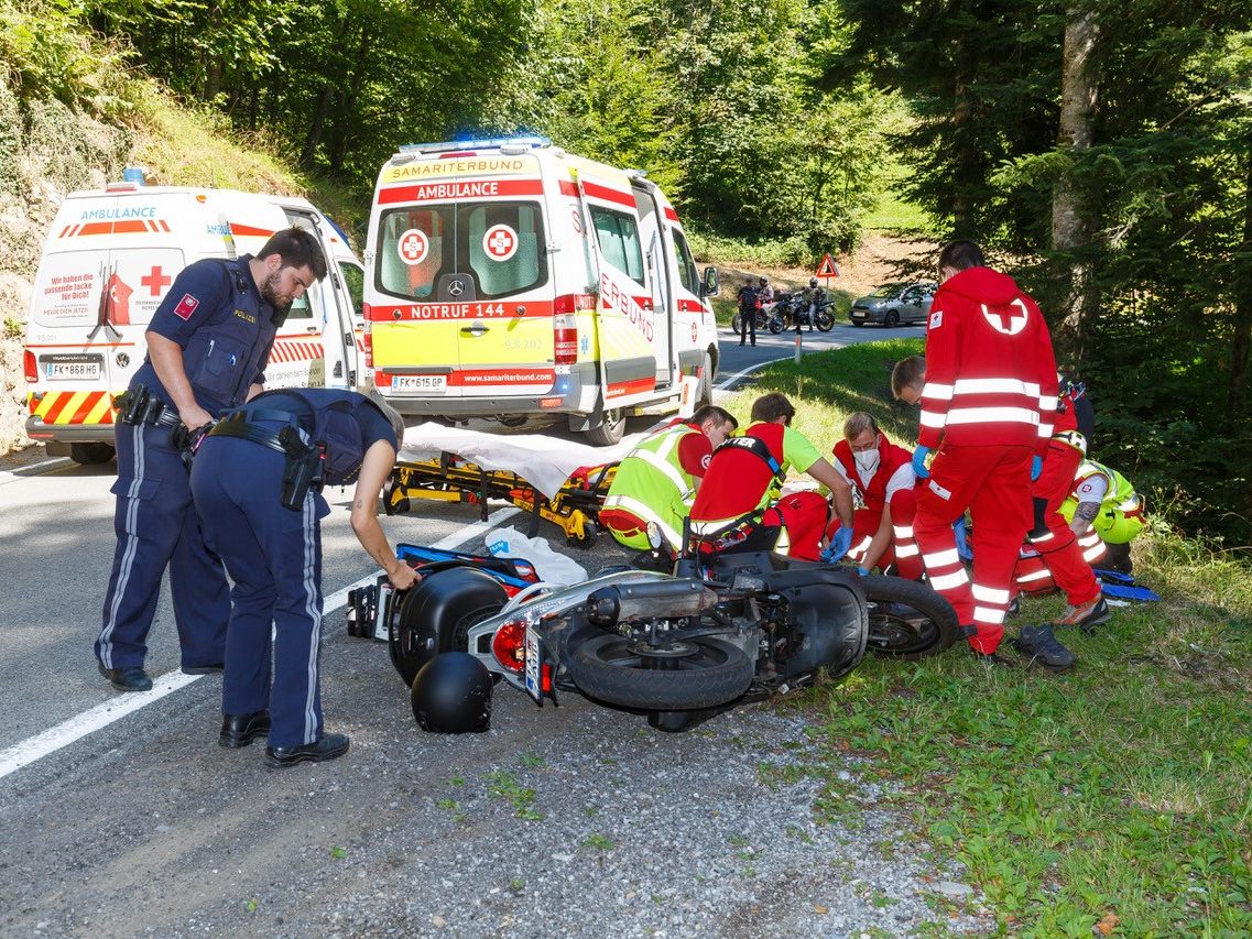 Lenker schwer verletzt