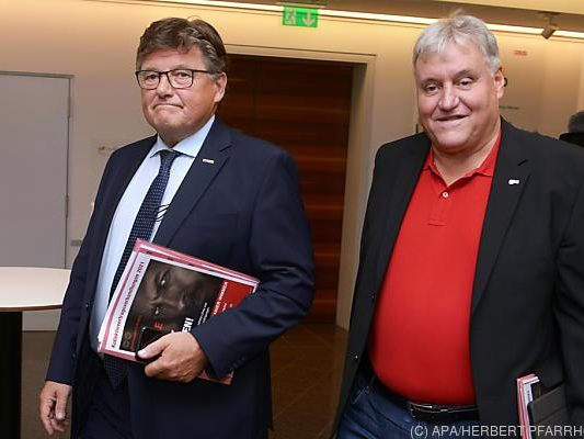 Forderungsübergabe der Gewerkschaften an die Arbeitgeber Forderungsübergabe der Gewerkschaften an die Arbeitgeber