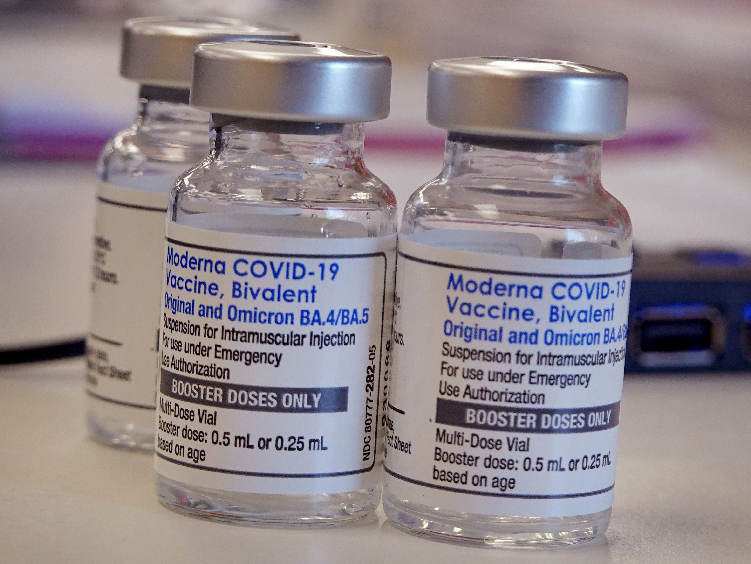 Der Pharmakologe Zeitlinger empfiehlt nicht lange auf den BA4/5 Impfstoff zu warten. Der Pharmakologe Zeitlinger empfiehlt nicht lange auf den BA4/5 Impfstoff zu warten.