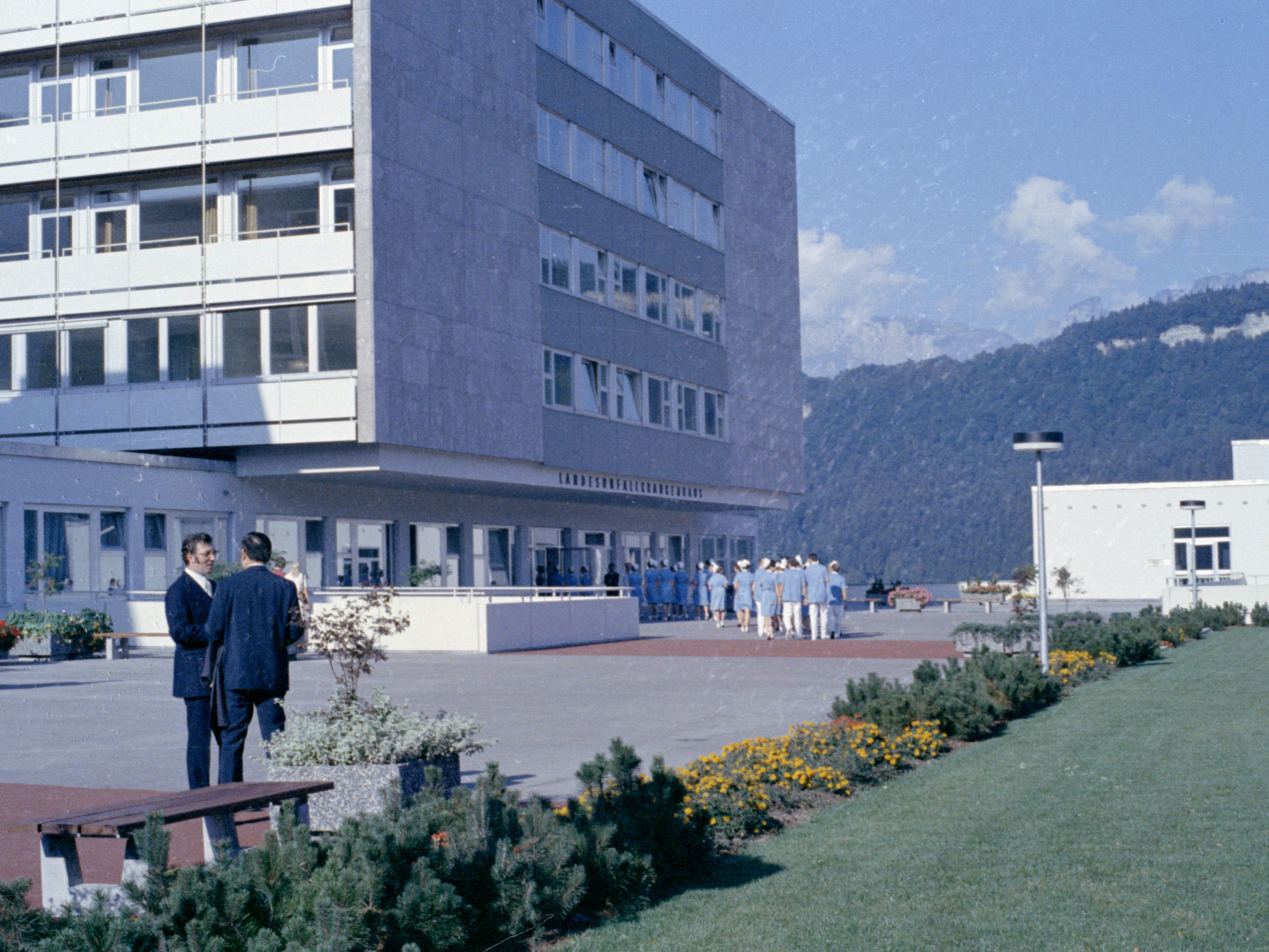 1972 Einweihung Landesunfallkrankenhaus und des Allgemeinen Krankenhauses in Feldkirch 1972 Einweihung Landesunfallkrankenhaus und des Allgemeinen Krankenhauses in Feldkirch