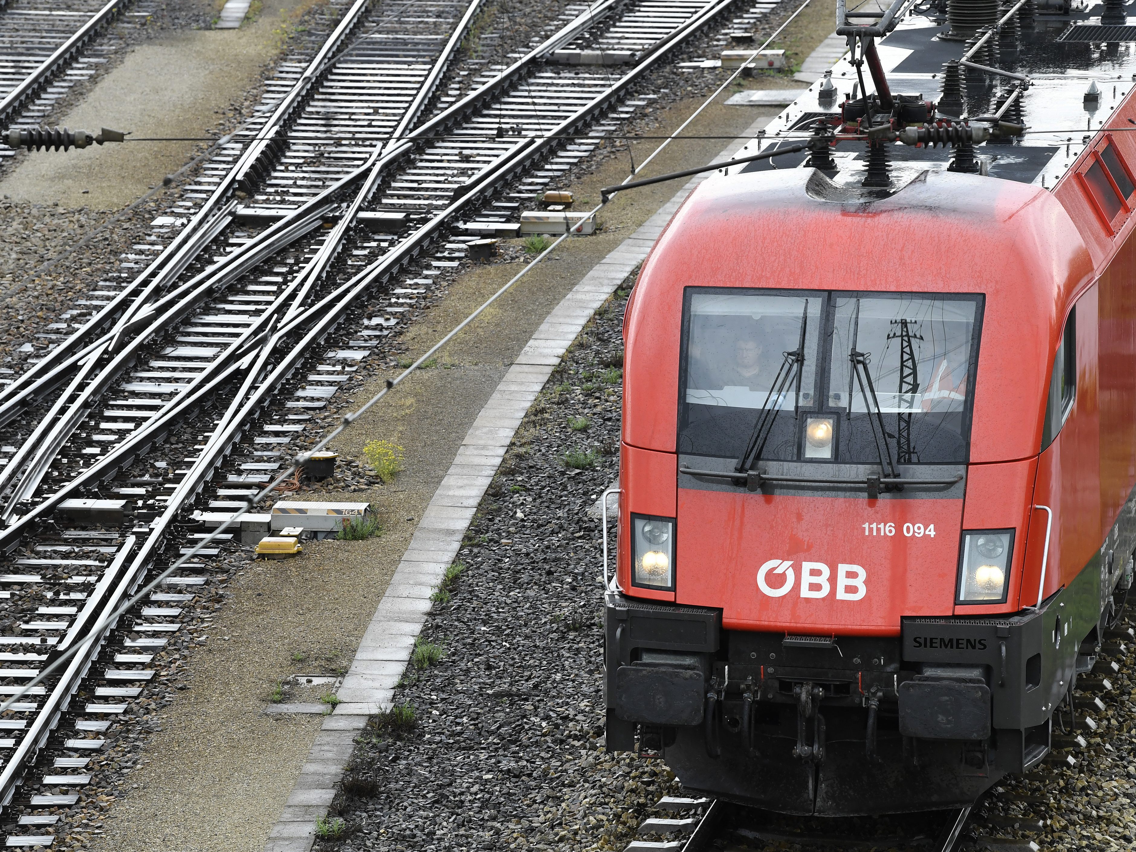 Die ÖBB wollen im Eigenbetrieb deutlisch Strom sparen. Die ÖBB wollen im Eigenbetrieb deutlisch Strom sparen.