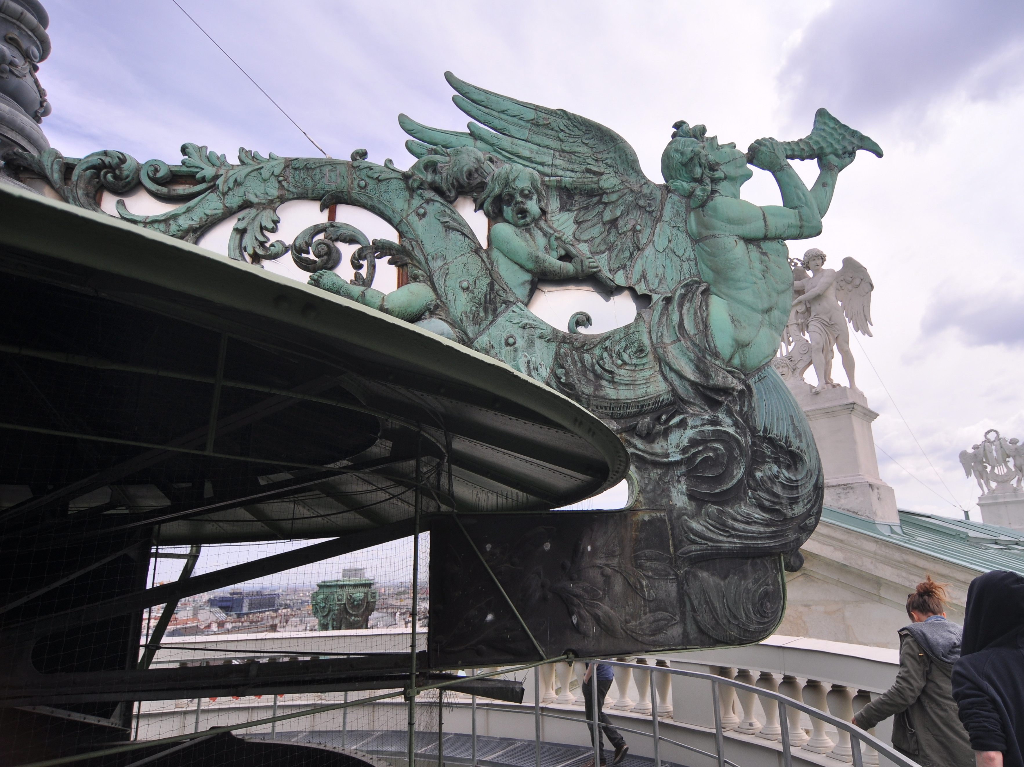 Mit Luftbrunnen und Blaseengel wurde das Wiener Burgtheater einst effizient gekühlt.