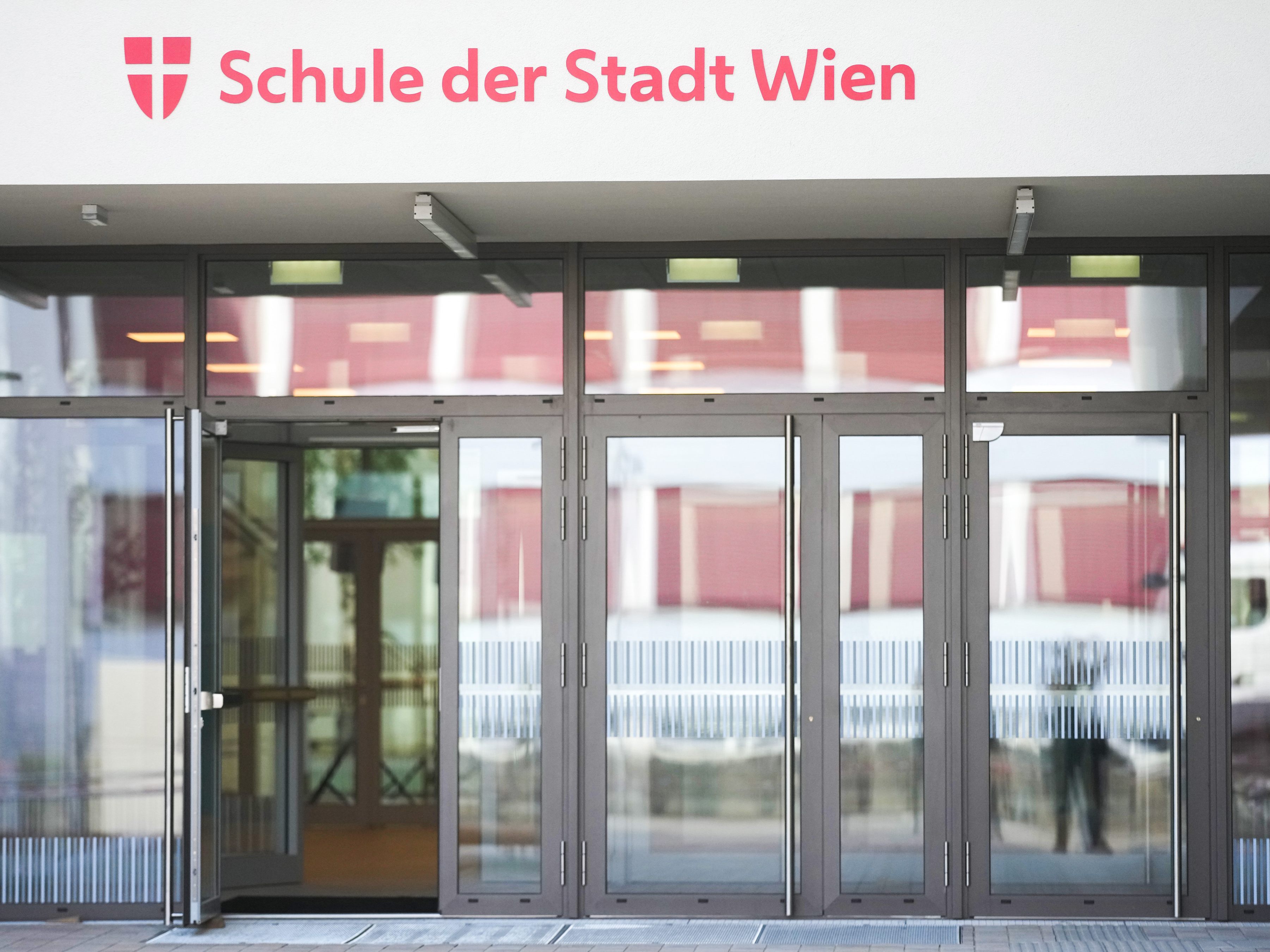 Gewerkschaft kritisiert Lehrermangel in Wien.