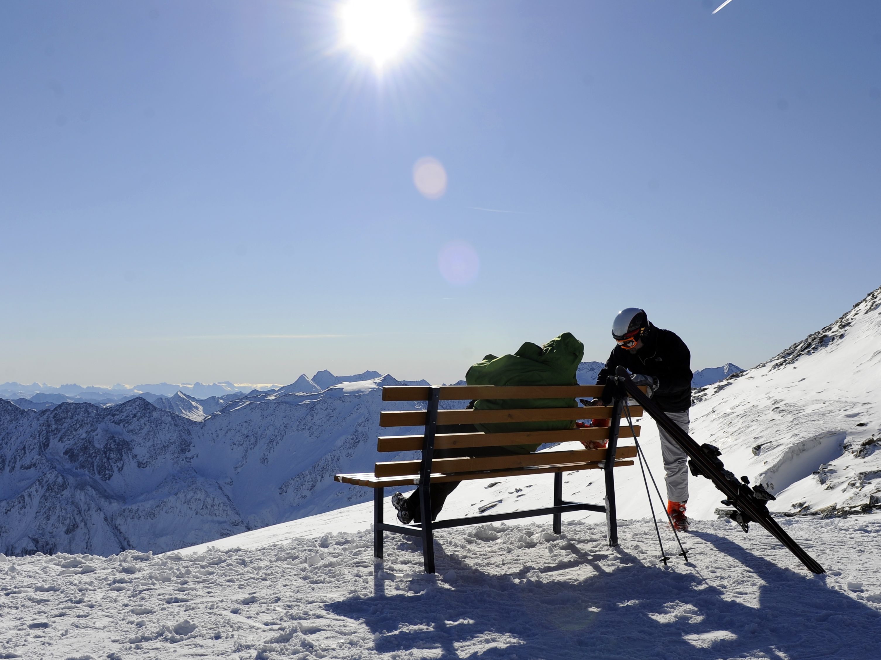 Wer 2022/2023 einen Winterurlaub plant, muss tiefer in die Geldbörse greifen. Wer 2022/2023 einen Winterurlaub plant, muss tiefer in die Geldbörse greifen.