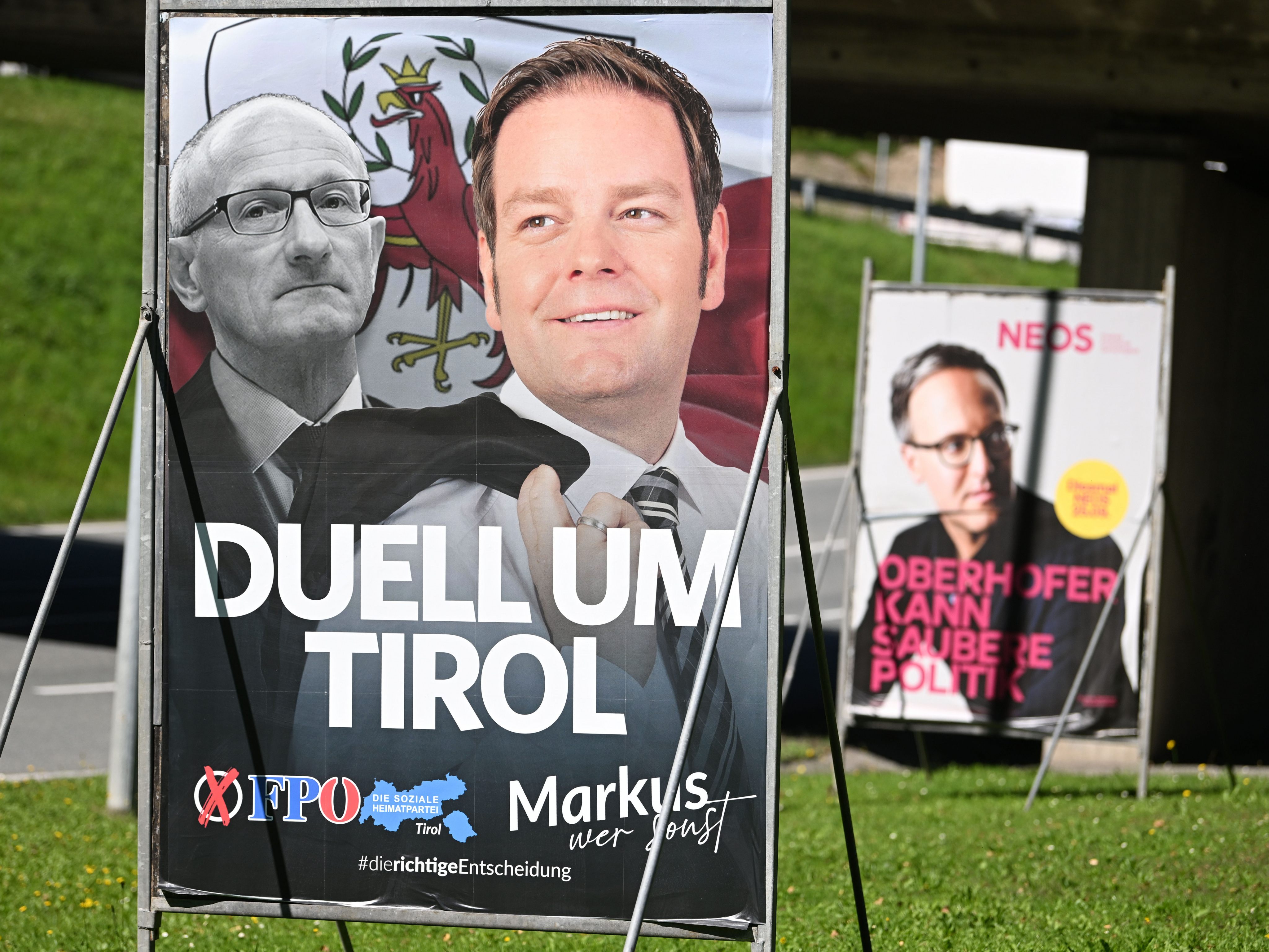 Tirol-Wahl: FPÖ bringt Arbeitsübereinkommen statt Koalition ins Spiel. Tirol-Wahl: FPÖ bringt Arbeitsübereinkommen statt Koalition ins Spiel.