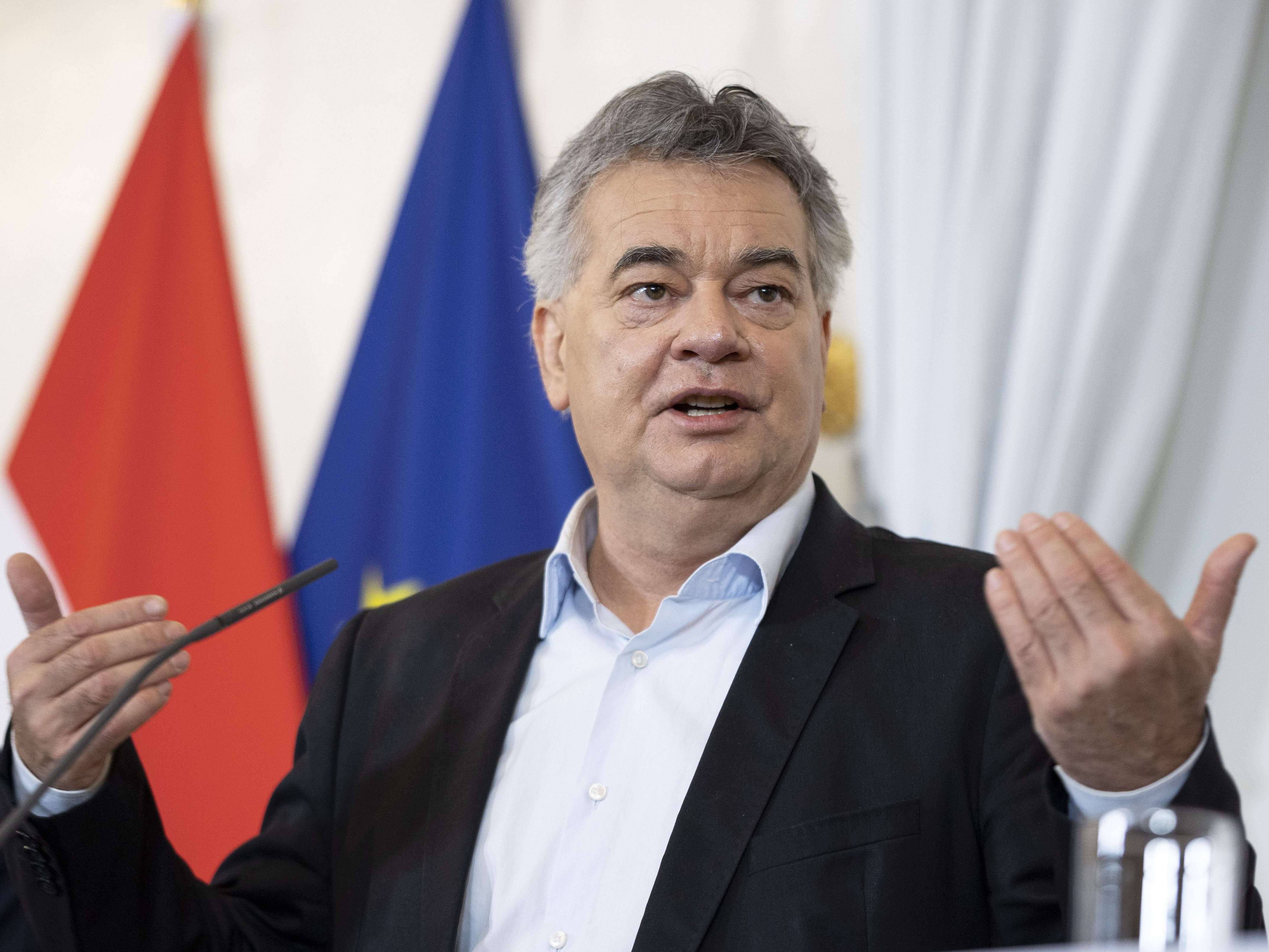 Informationsfreiheit: Kogler und Edtstadler kamen mit Ludwig zusammen. Informationsfreiheit: Kogler und Edtstadler kamen mit Ludwig zusammen.