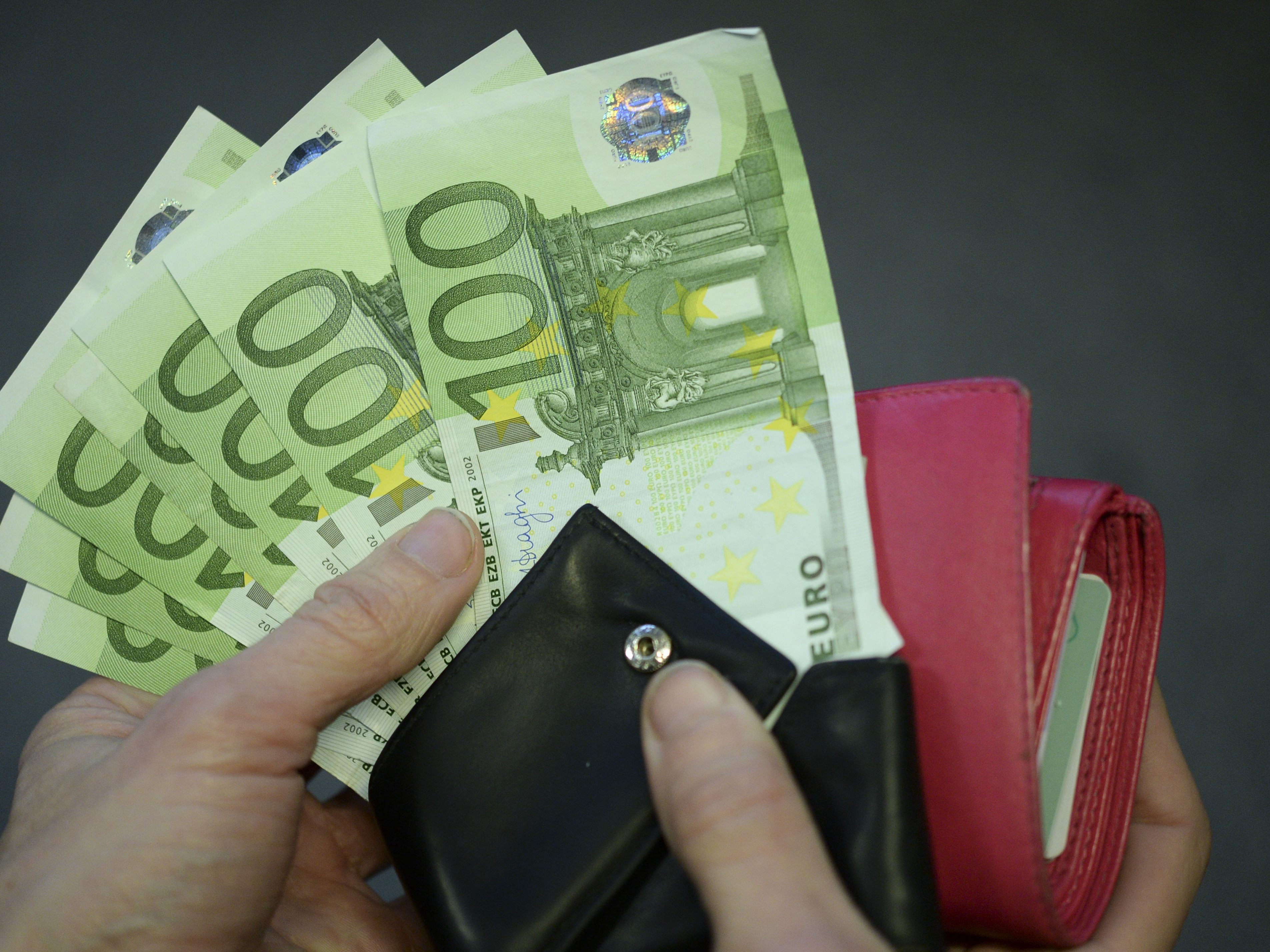 Unter anderem die OeNB präsentierte die Plattform "Euro-Bargeld 360 Grad". Unter anderem die OeNB präsentierte die Plattform "Euro-Bargeld 360 Grad".