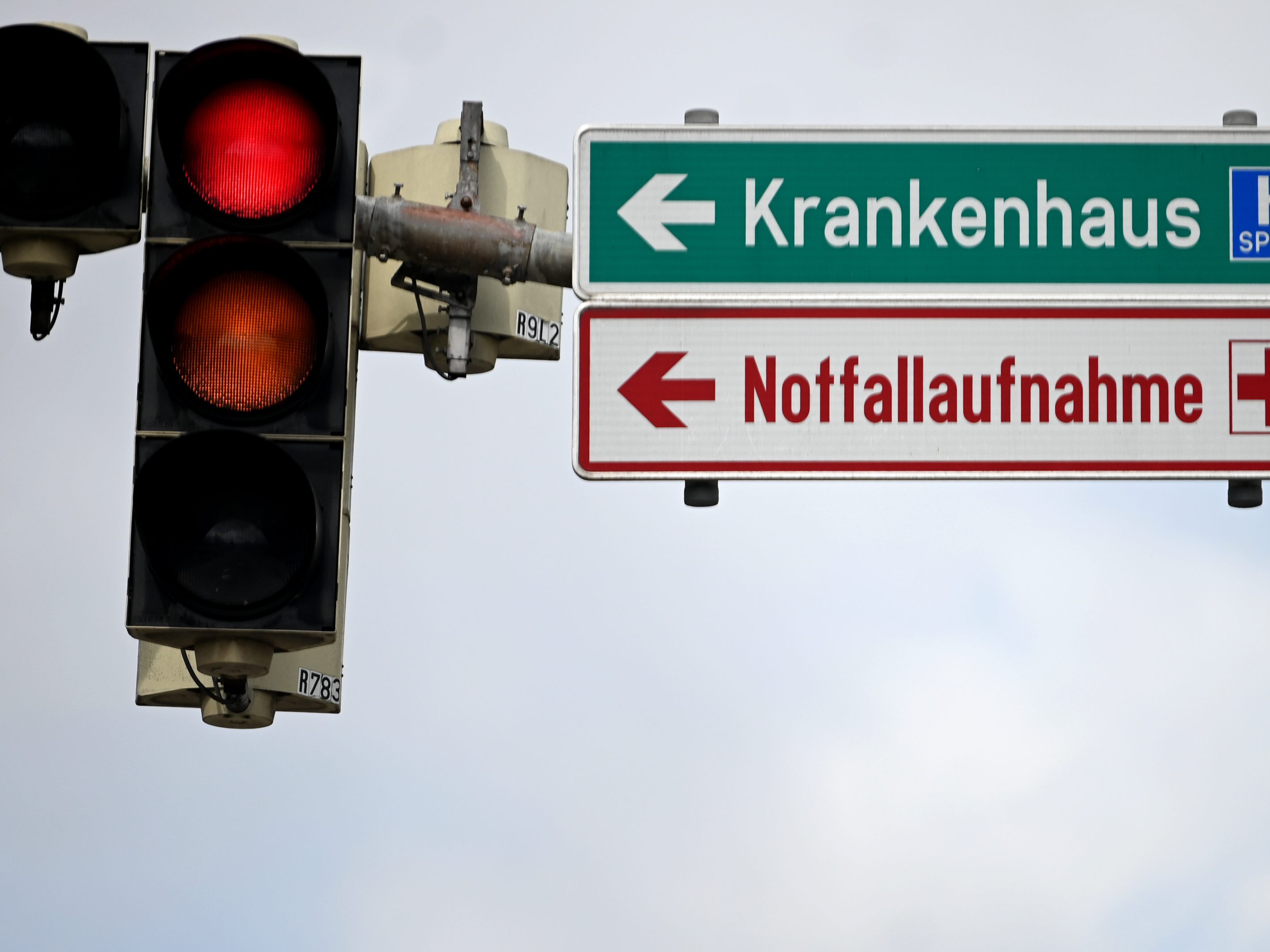 Ein betrunkener 22-Jähriger verunglückte mit seinem Pkw in Kleinzell.
