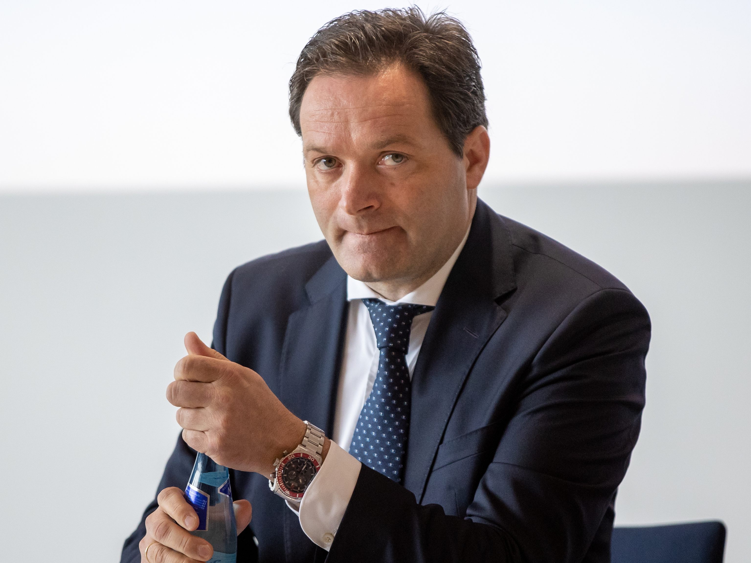 Landwirtschaftsminister Norbert Totschnig gab die Entscheidung der EU bekannt. Landwirtschaftsminister Norbert Totschnig gab die Entscheidung der EU bekannt.
