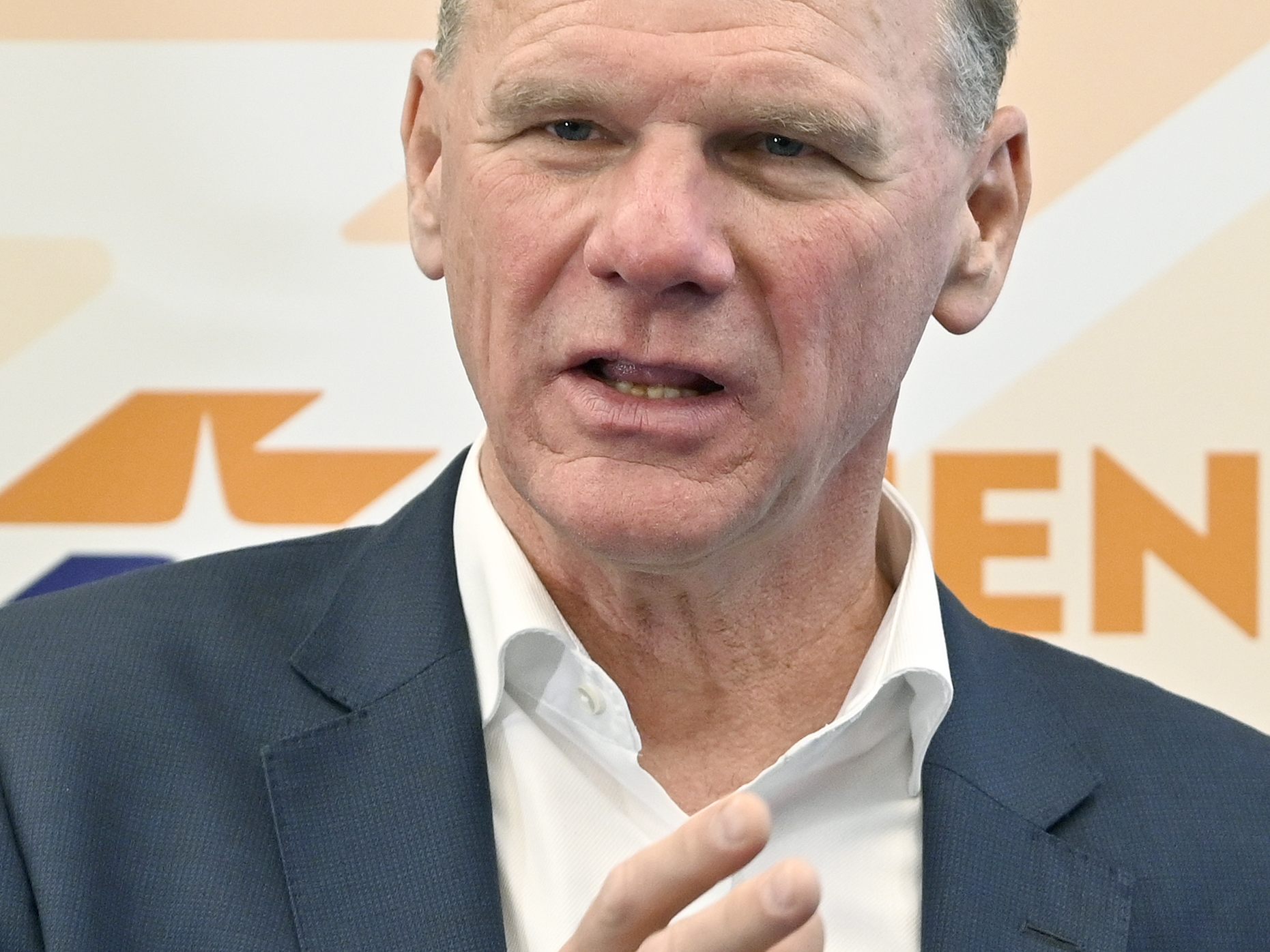 Die Versorgung von Kunden lag laut Strebl im Vordergrund.