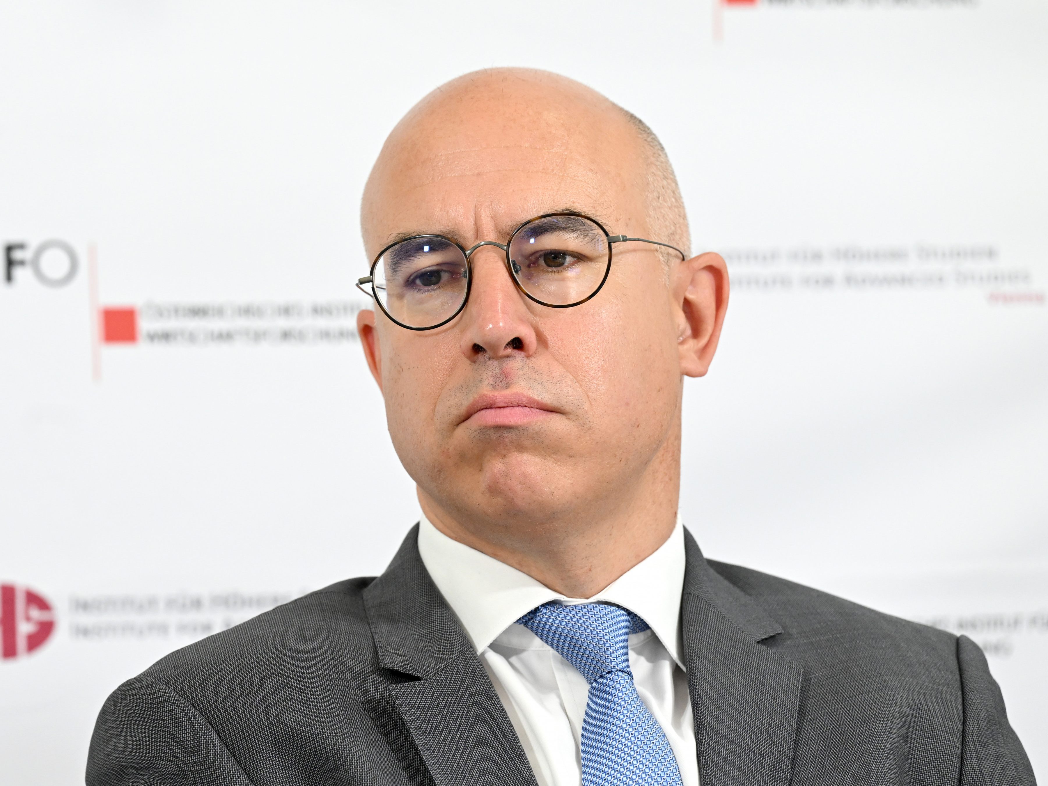 Felbermayr kritisiert die "Vollkasko-Mentalität" in Österreich. Felbermayr kritisiert die "Vollkasko-Mentalität" in Österreich.