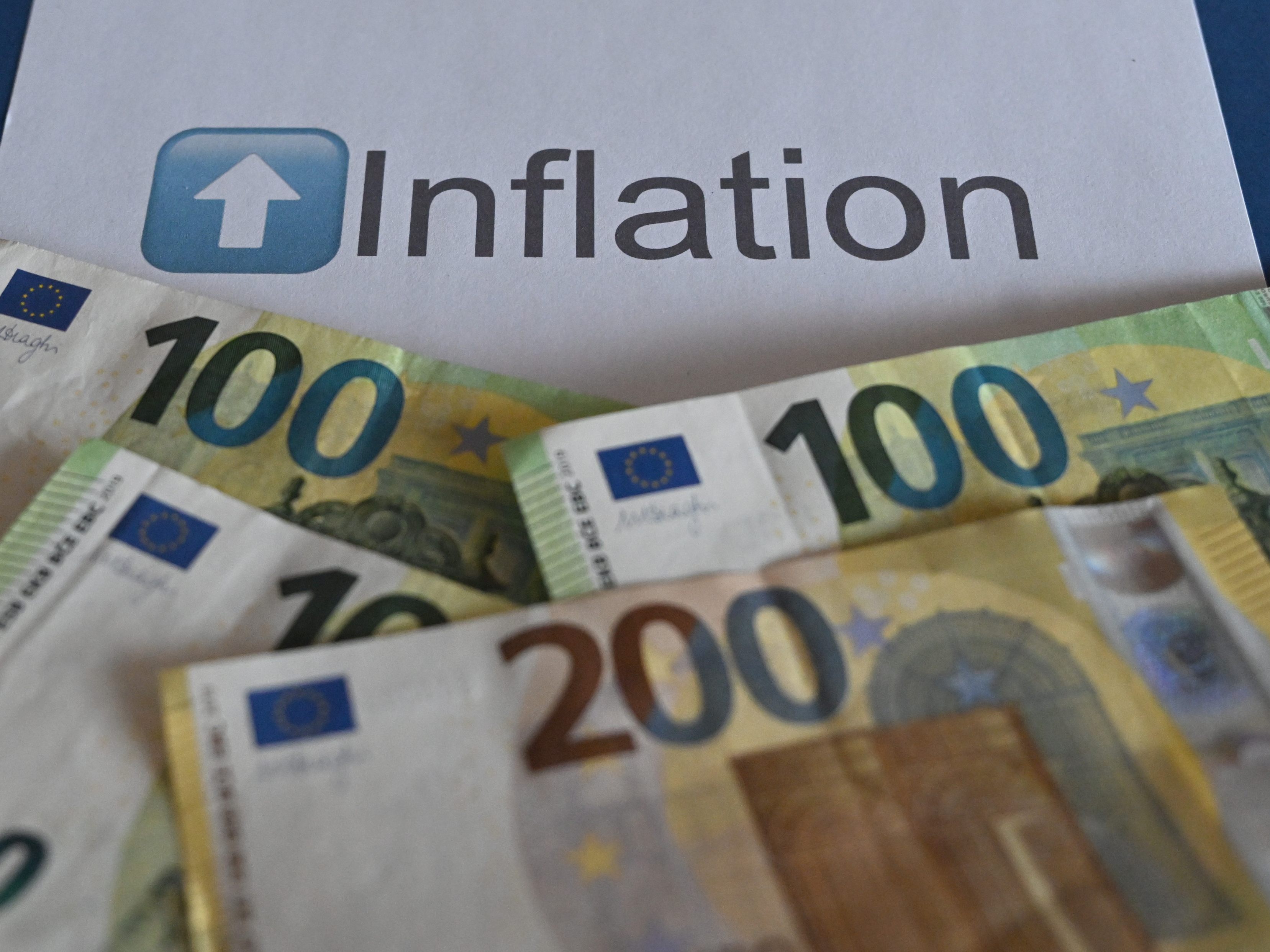 Die Inflation steigt weiter rasant an. Ein Ende der Teuerung ist nicht in Sicht.